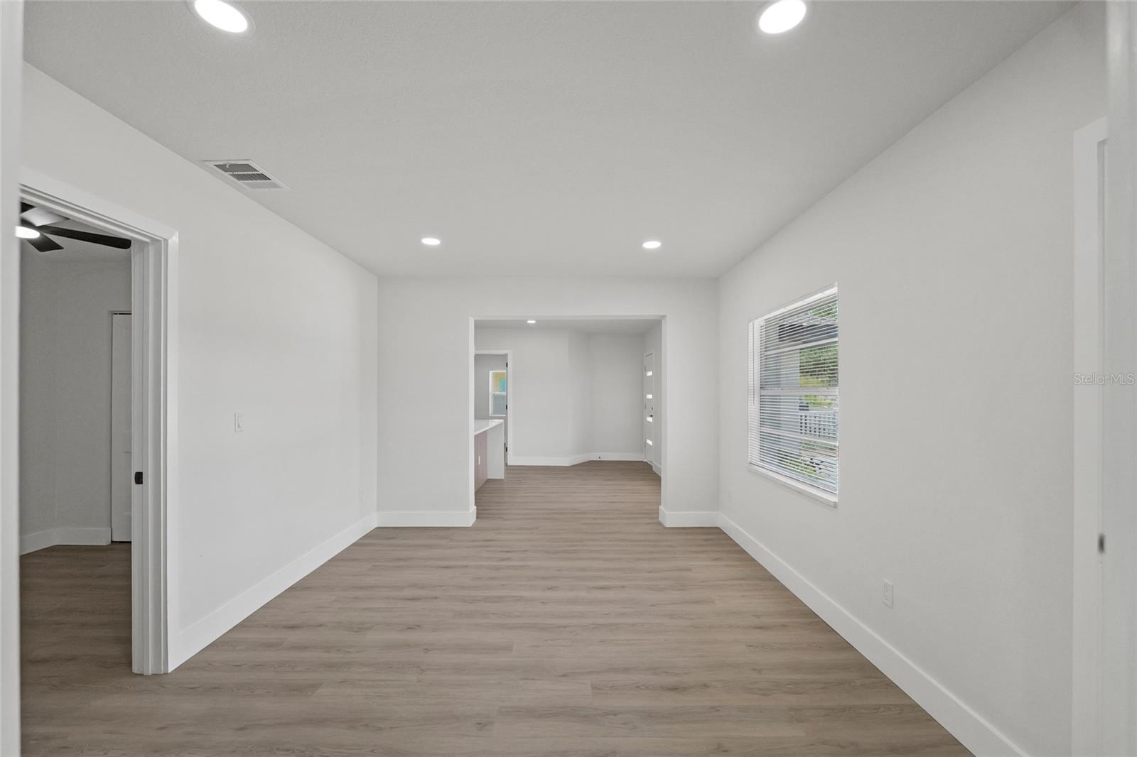 412 20TH AVE W — photo 5