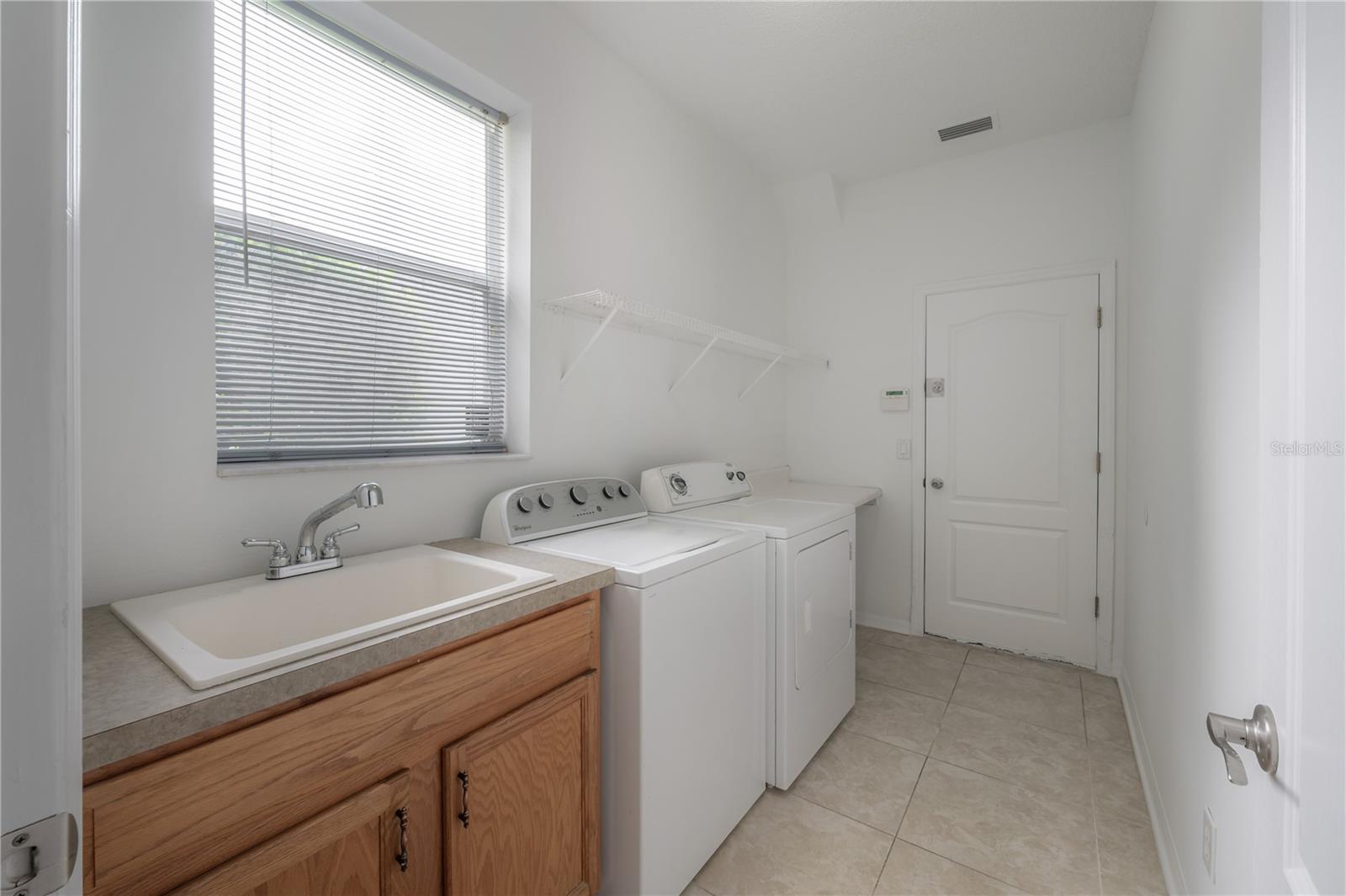 4716 MAPLETREE LOOP — photo 25