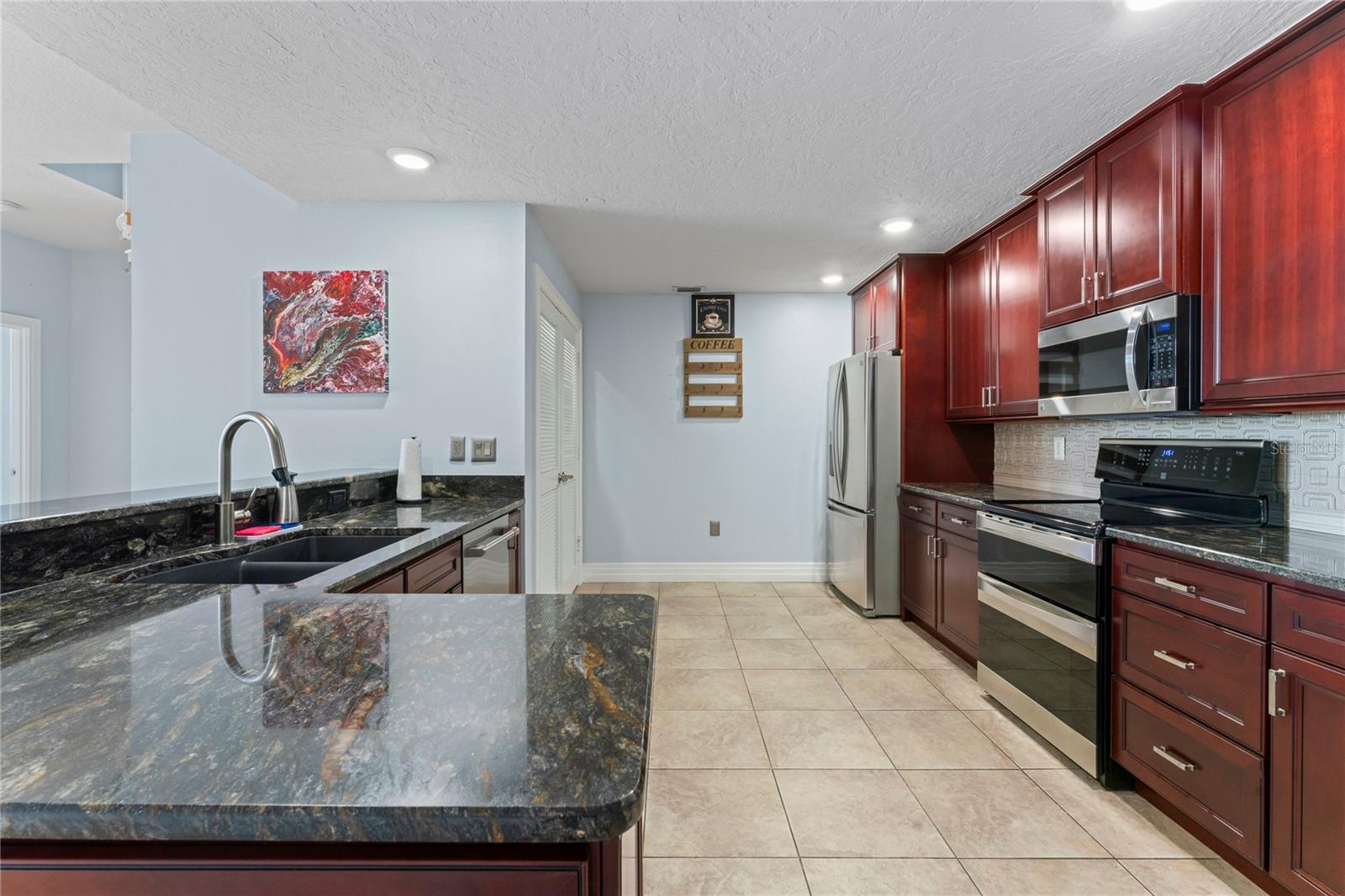 1108 N FRANKLIN ST #707 — photo 14