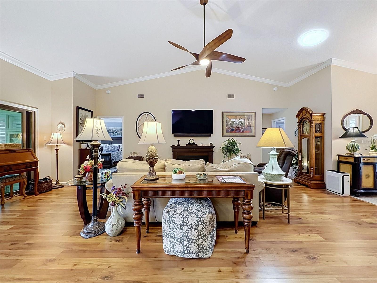18412 BENT PINE DR — photo 8