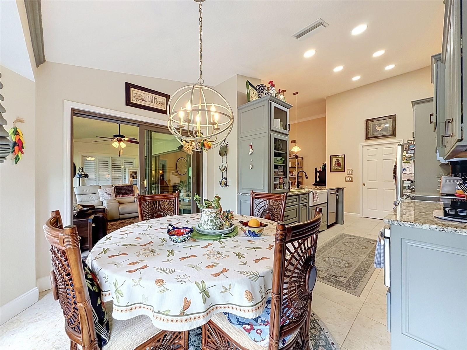 18412 BENT PINE DR — photo 28
