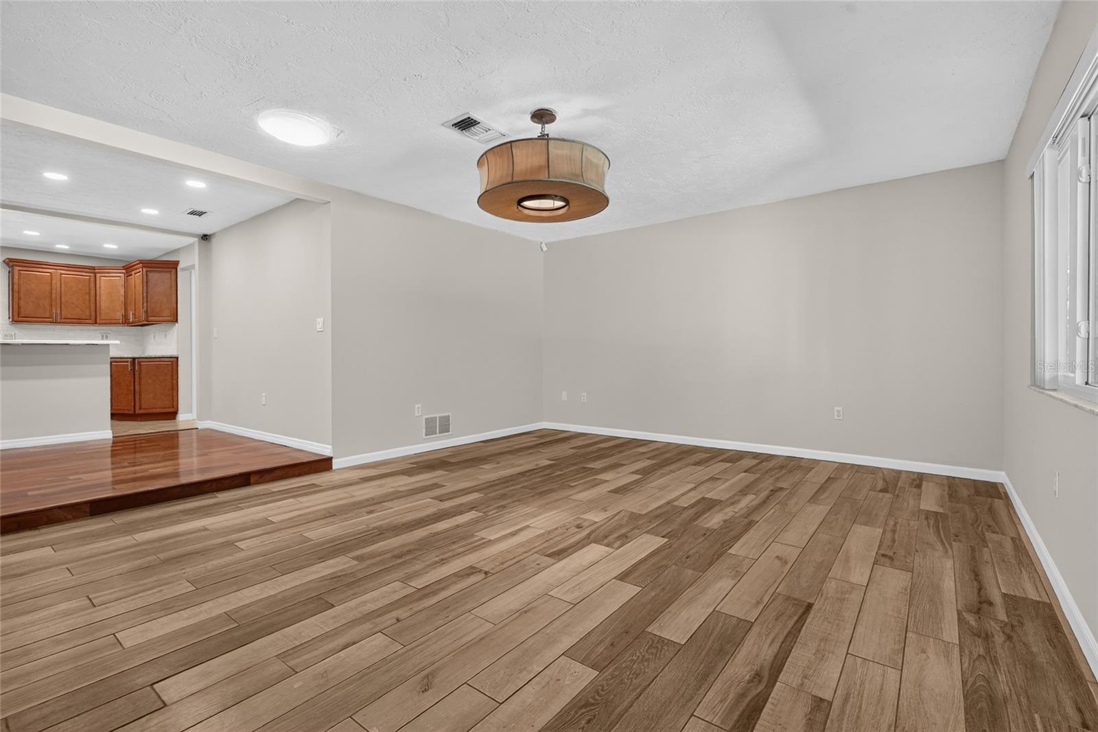 3781 COUNTRYSIDE RD — photo 6