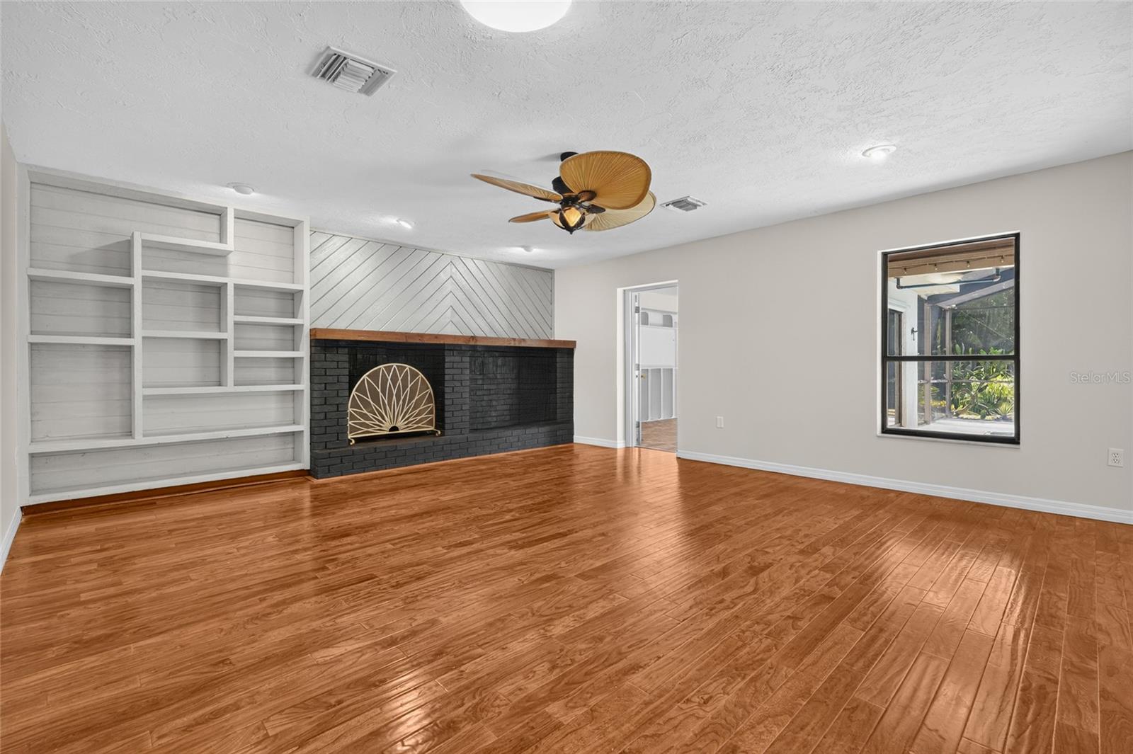 3781 COUNTRYSIDE RD — photo 20