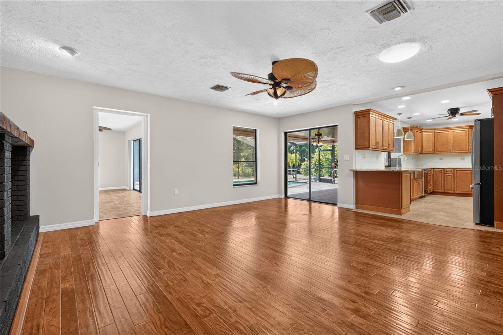 3781 COUNTRYSIDE RD — photo 17
