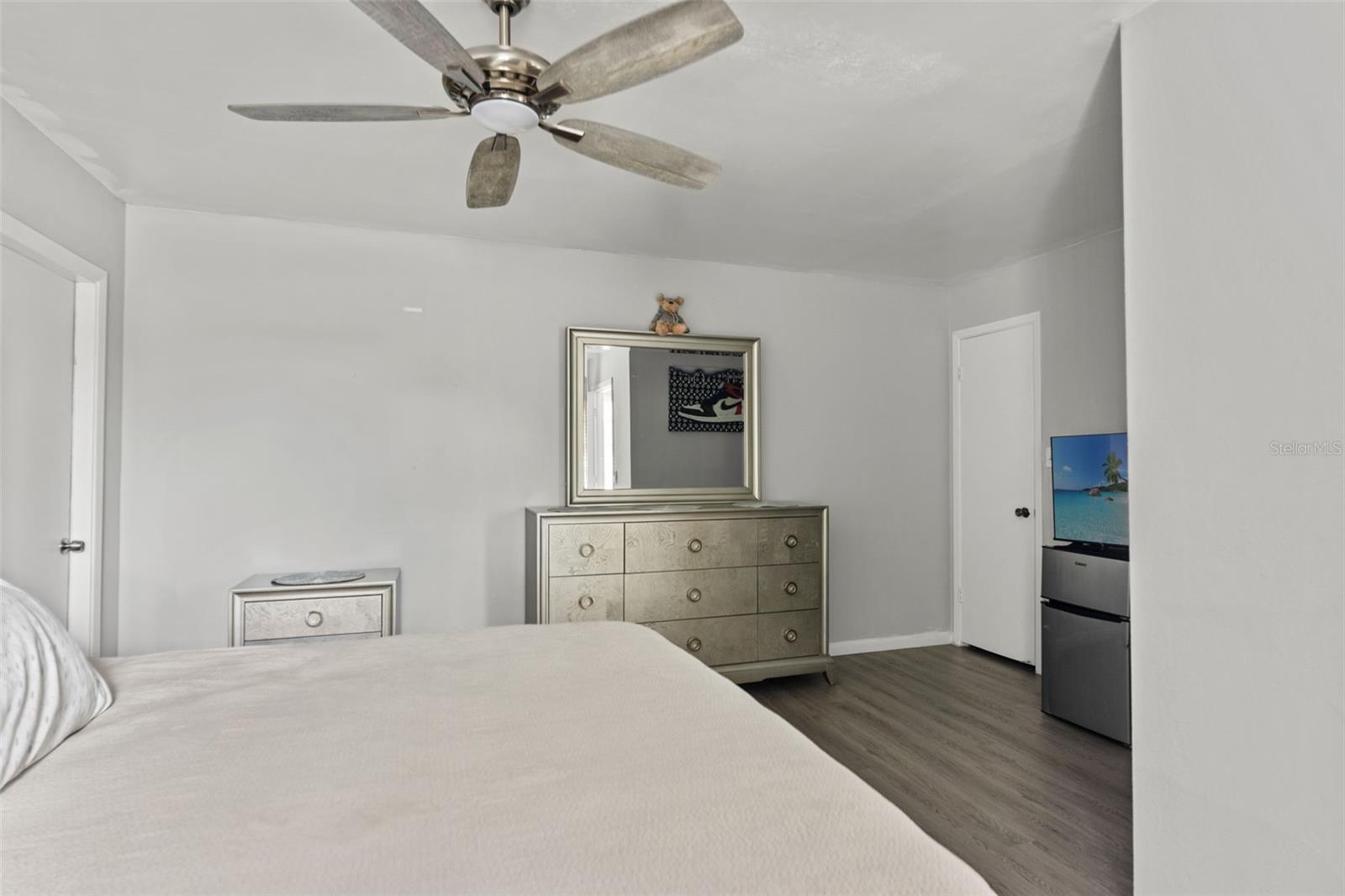2116 W ABDELLA ST — photo 24
