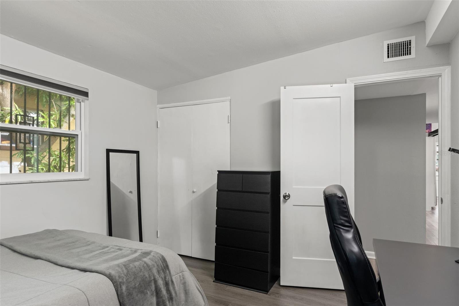 2116 W ABDELLA ST — photo 14