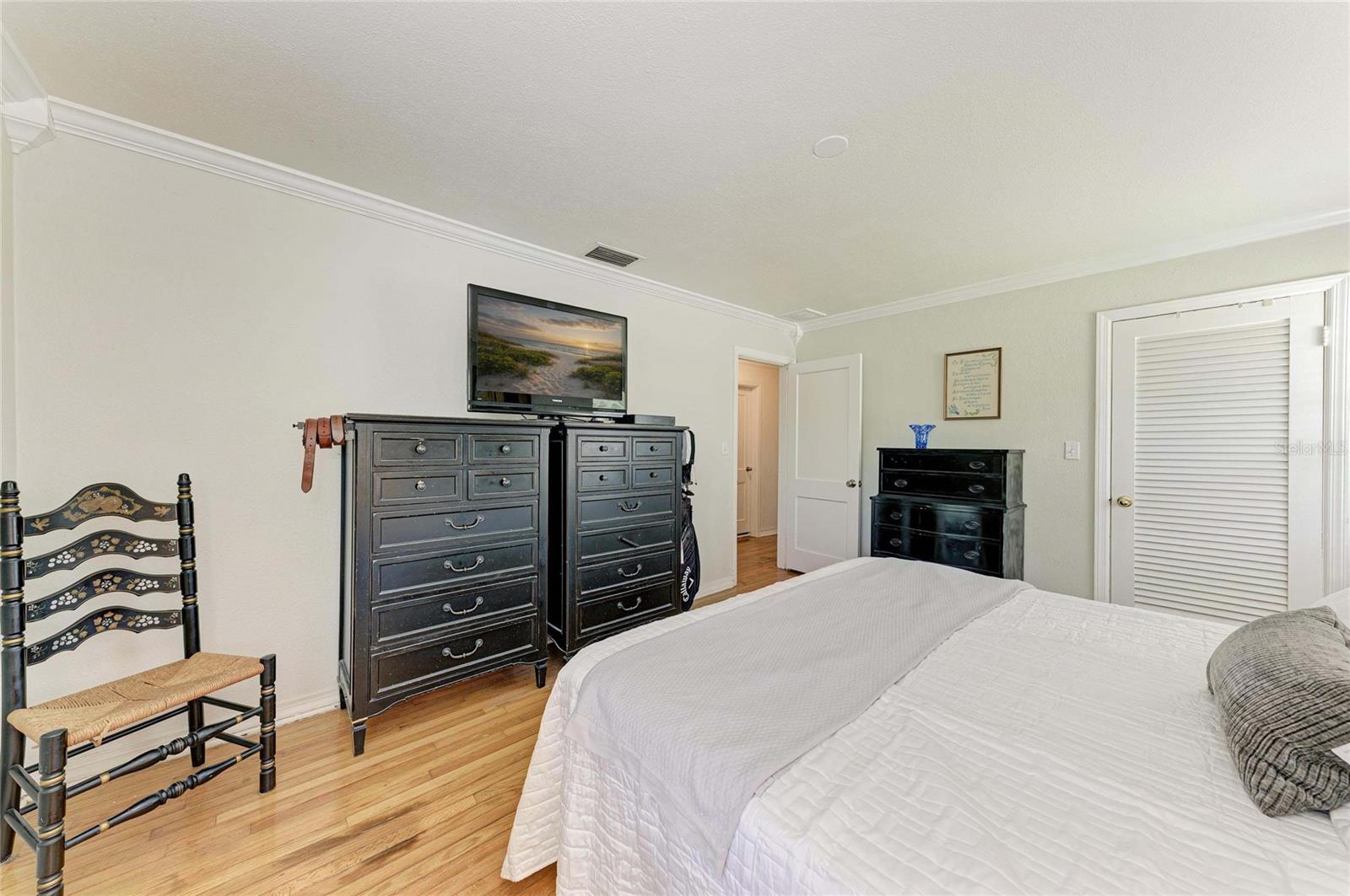 405 20TH ST W — photo 23