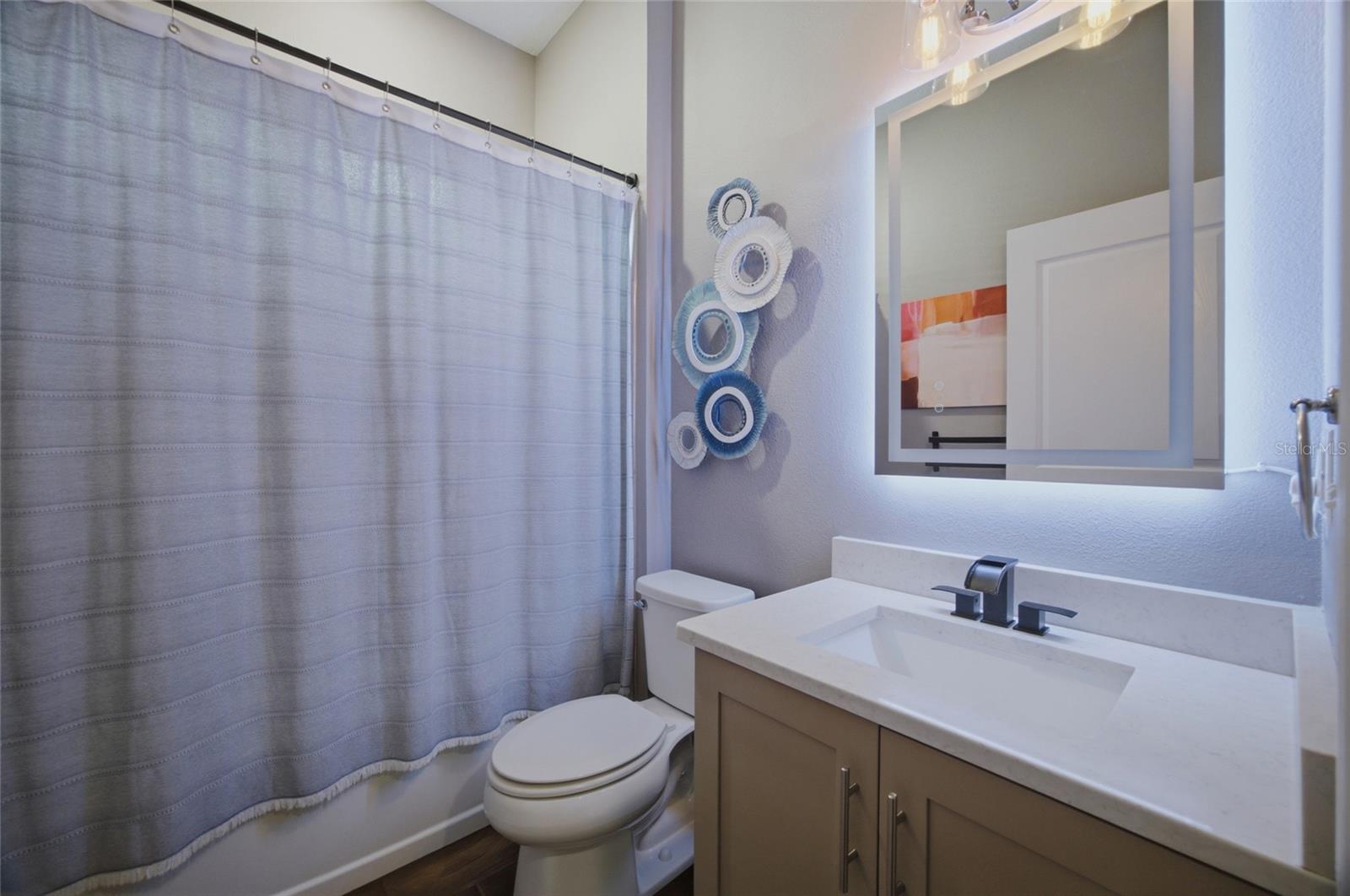 2516 W CURTIS ST — photo 27