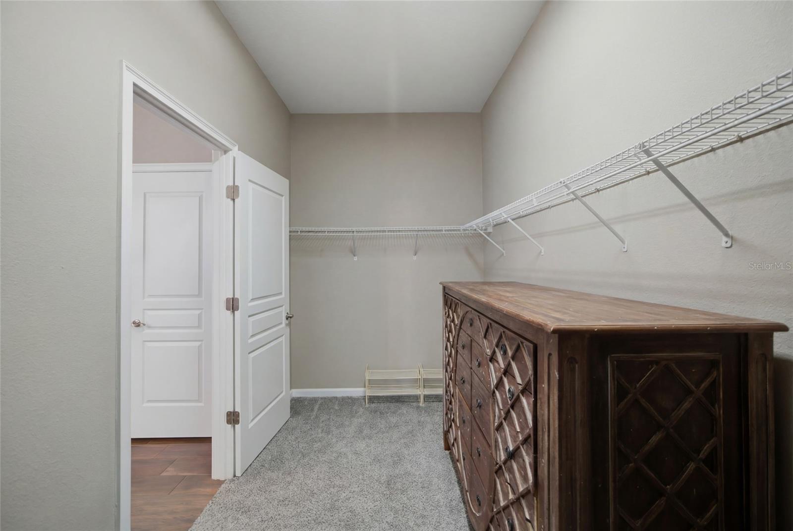 2516 W CURTIS ST — photo 30