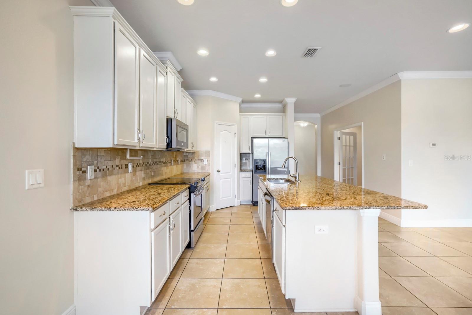11724 CASA LAGO LN — photo 15