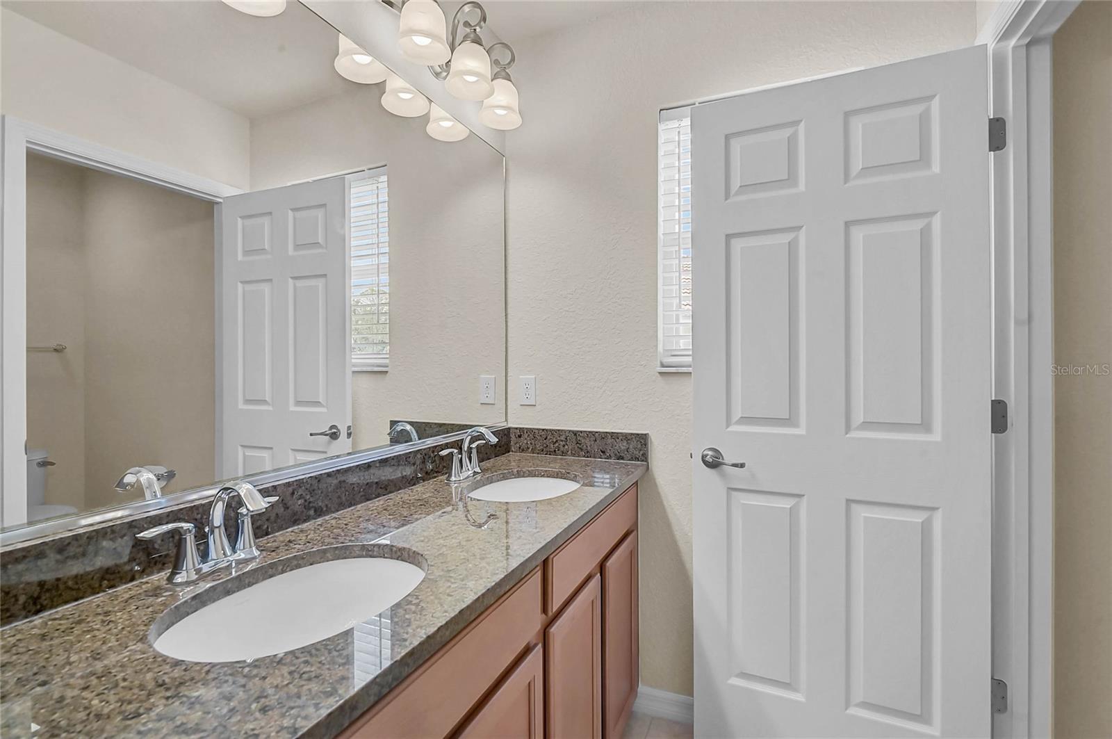 11691 BREADFRUIT LN — photo 31