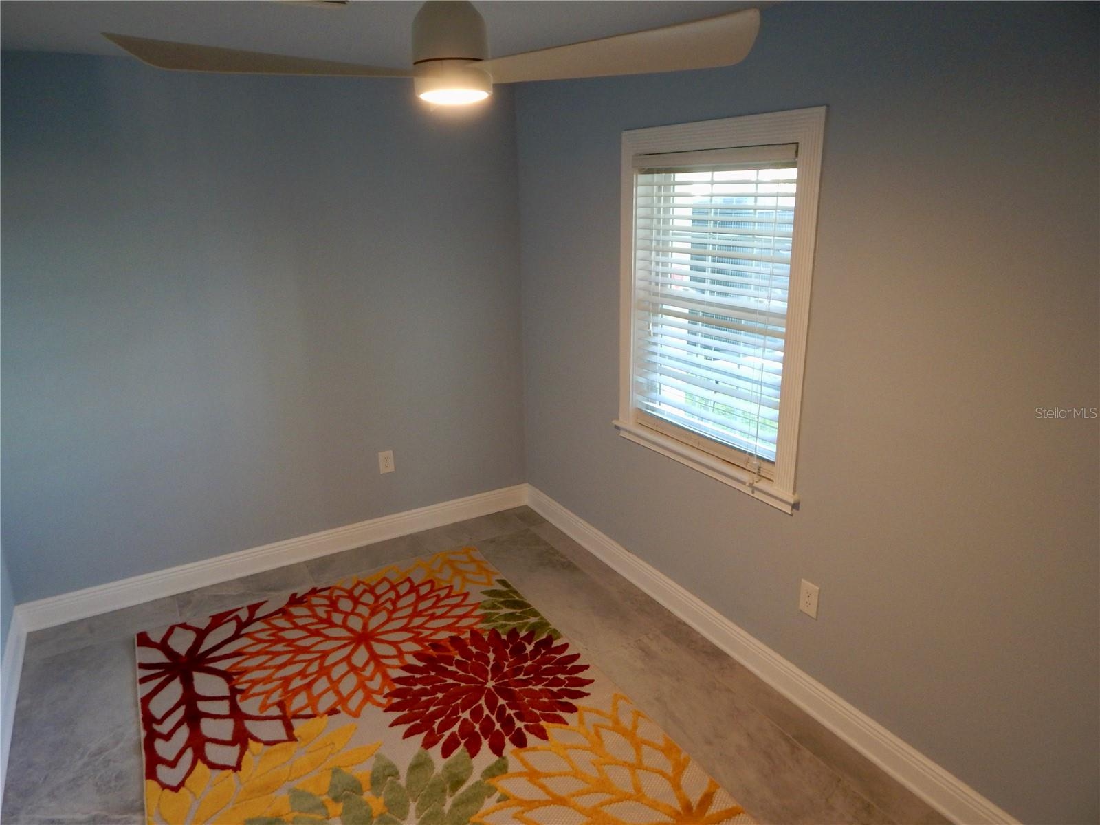 8025 ISLAND DR — photo 23