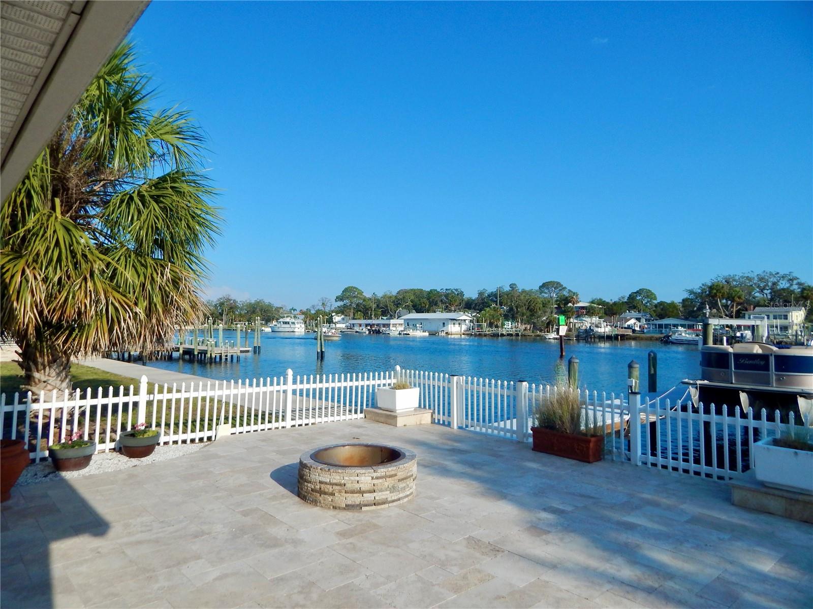 8025 ISLAND DR — photo 30