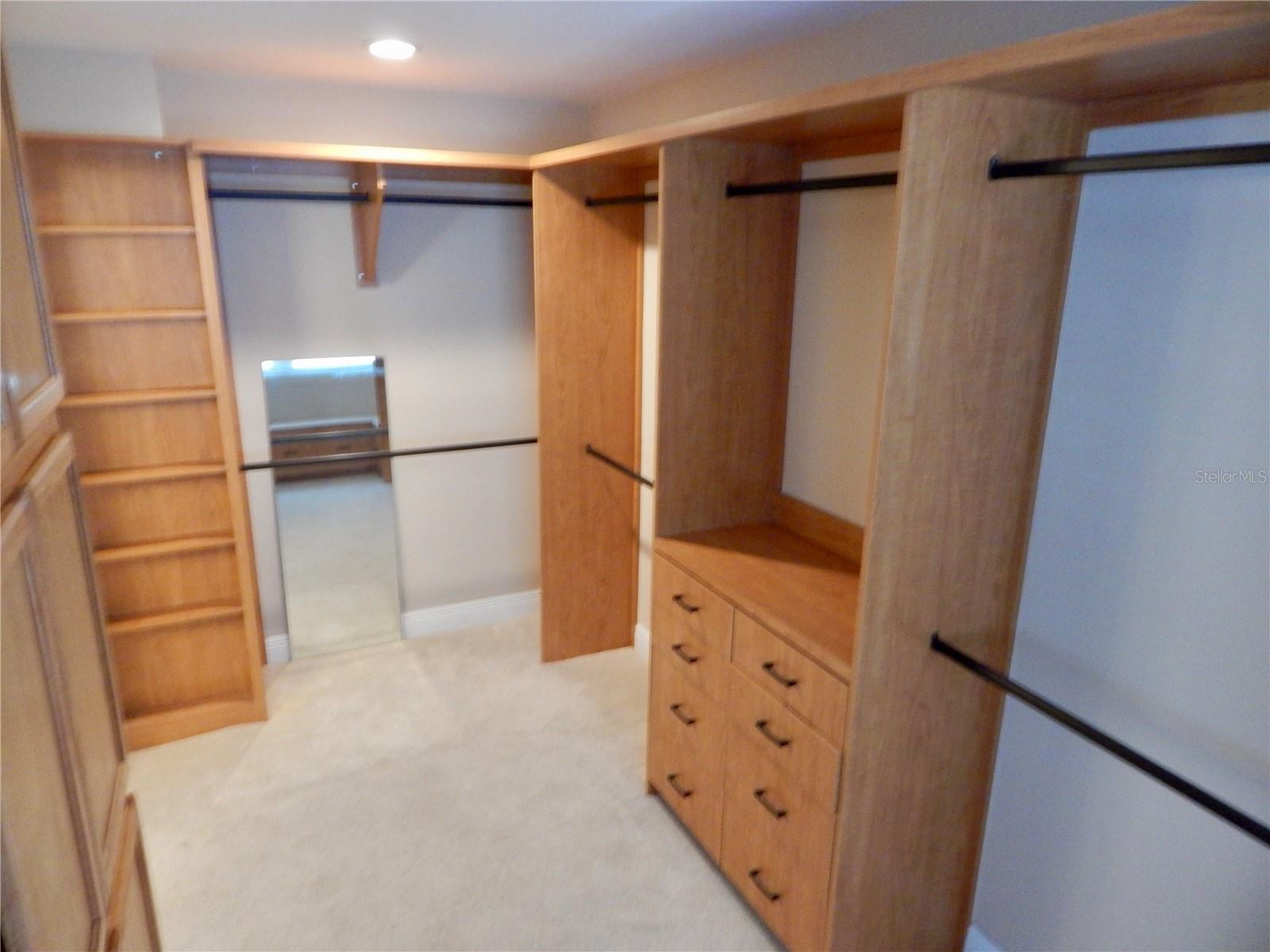8025 ISLAND DR — photo 15