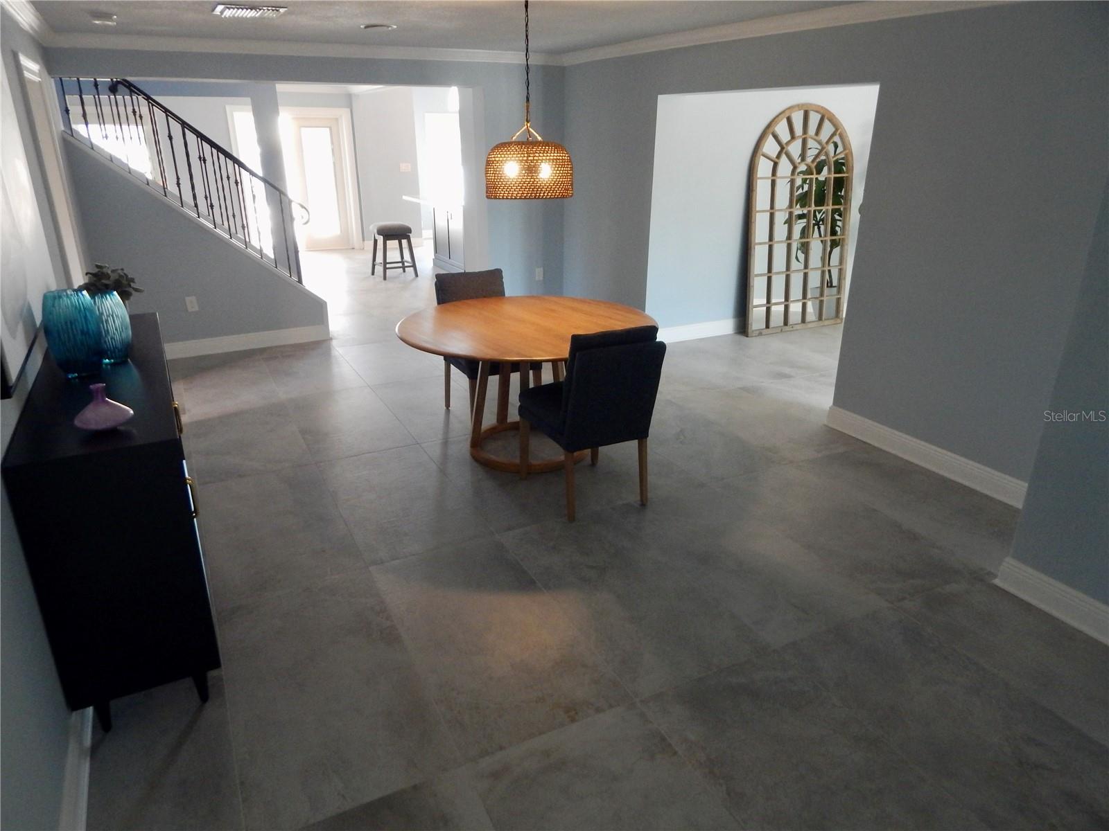 8025 ISLAND DR — photo 18