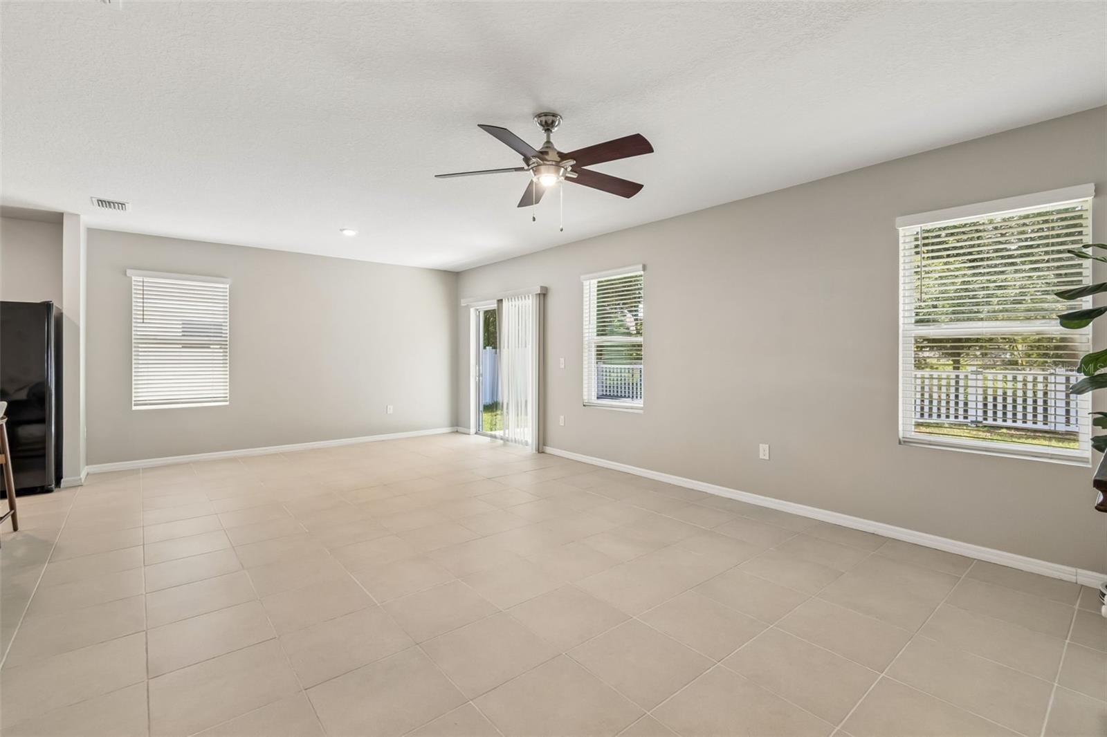 11910 LITTLE VIOLET CIR — photo 15