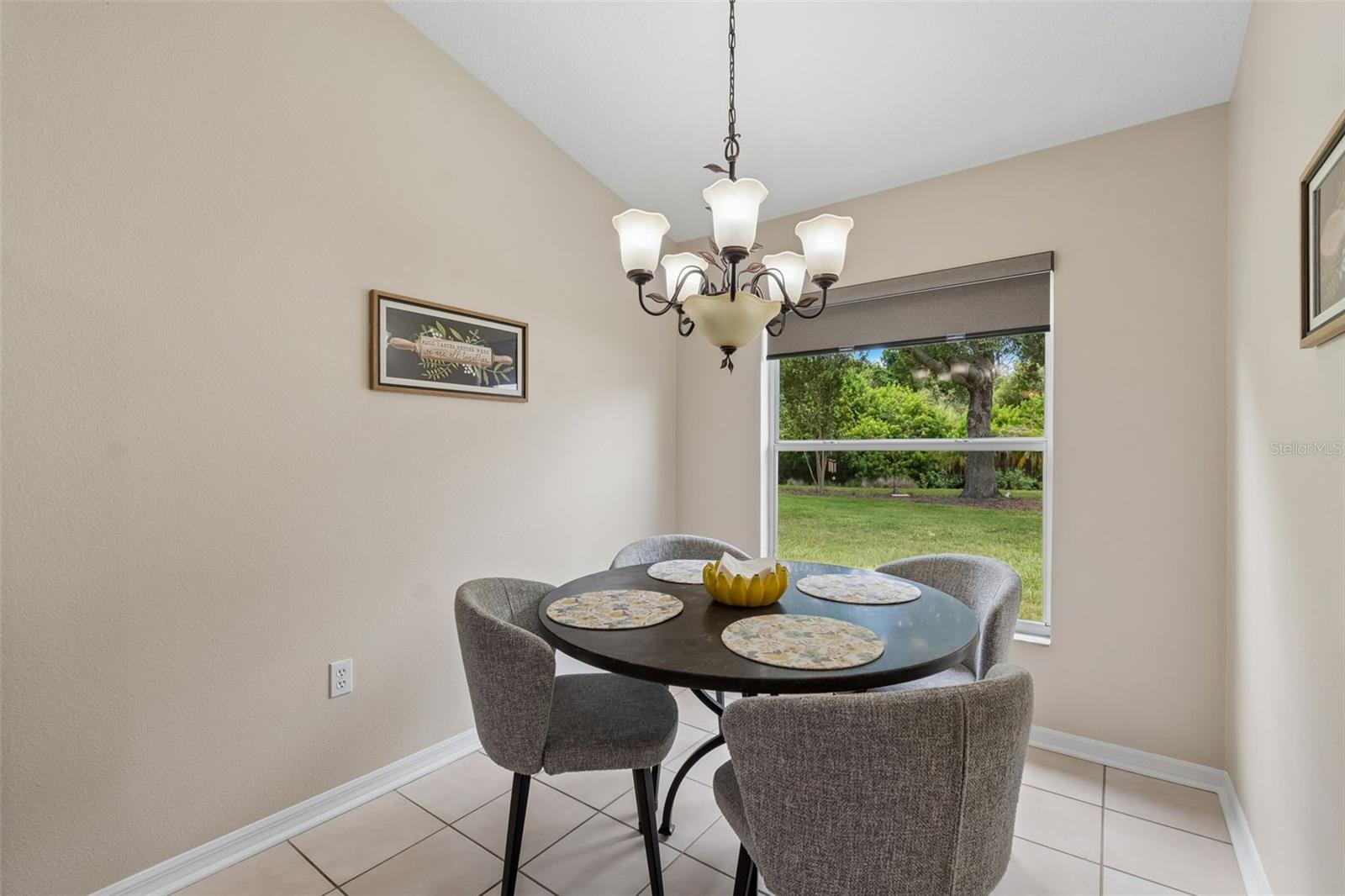 20942 SUNSWEET CT — photo 7