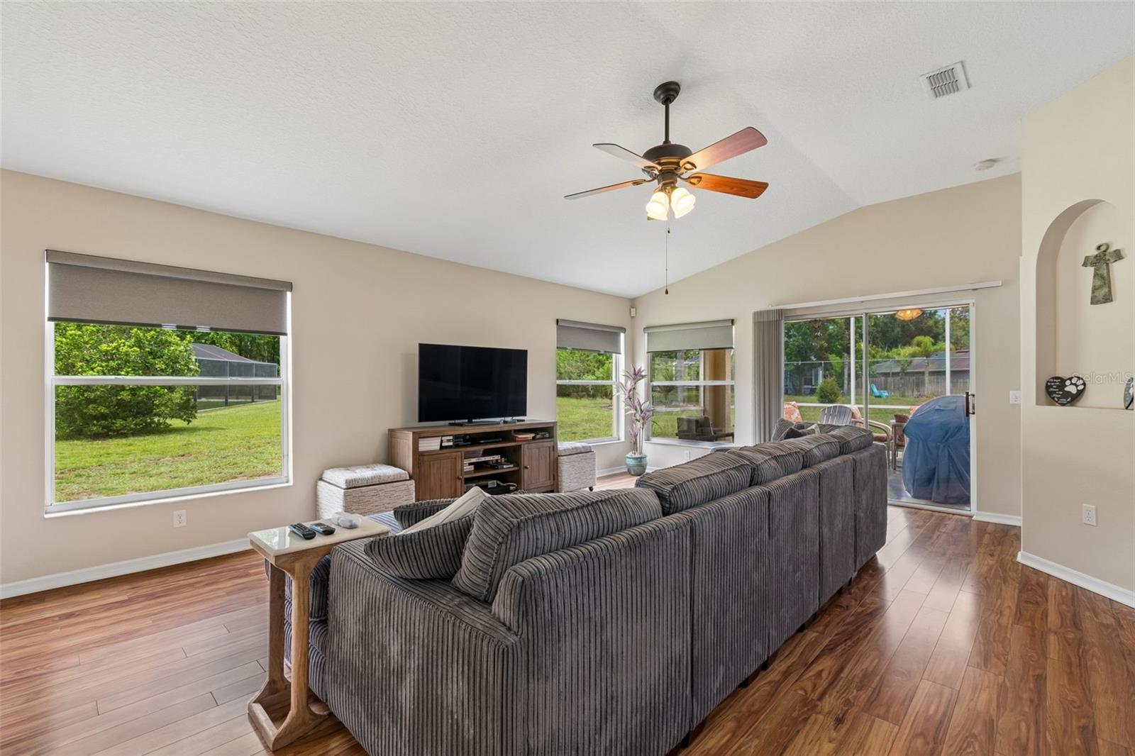 20942 SUNSWEET CT — photo 3