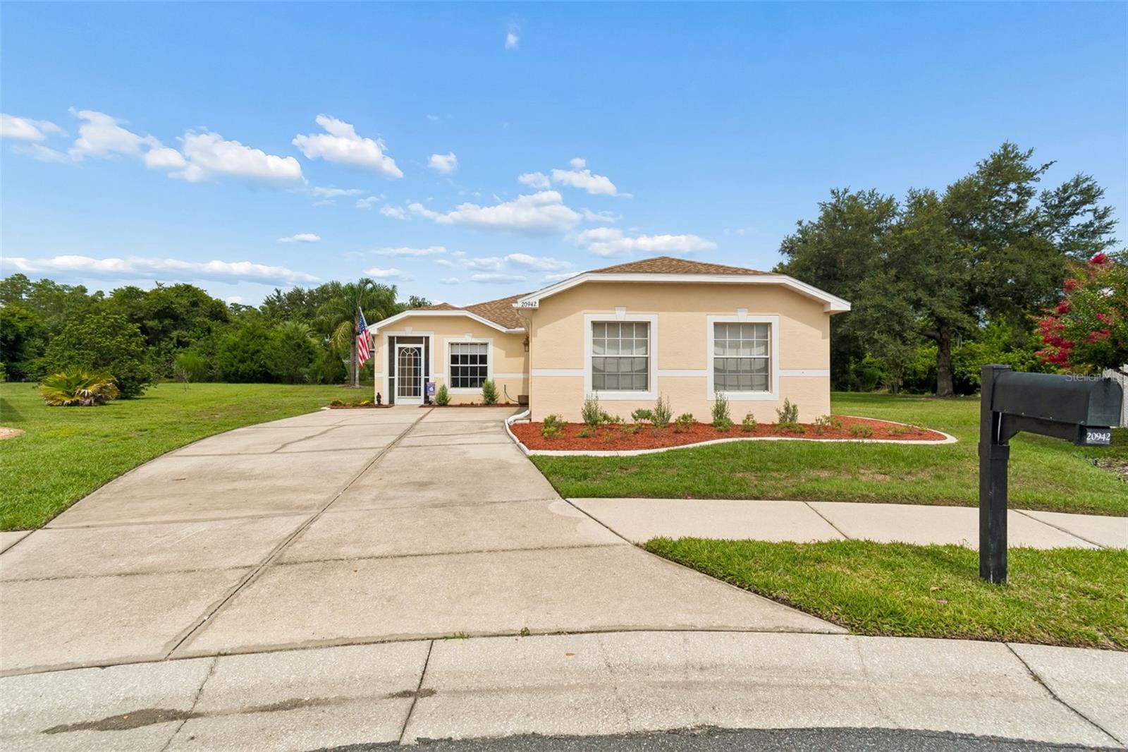20942 SUNSWEET CT — photo 25
