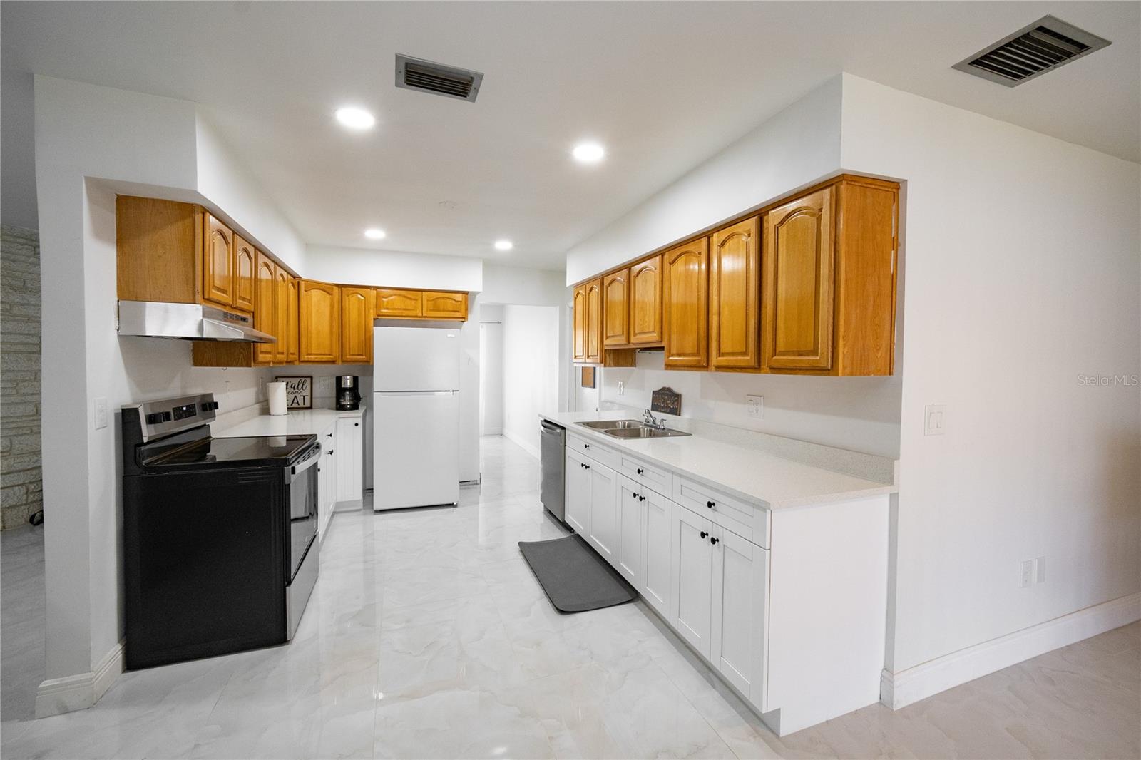 8413 MILLWOOD DR — photo 5