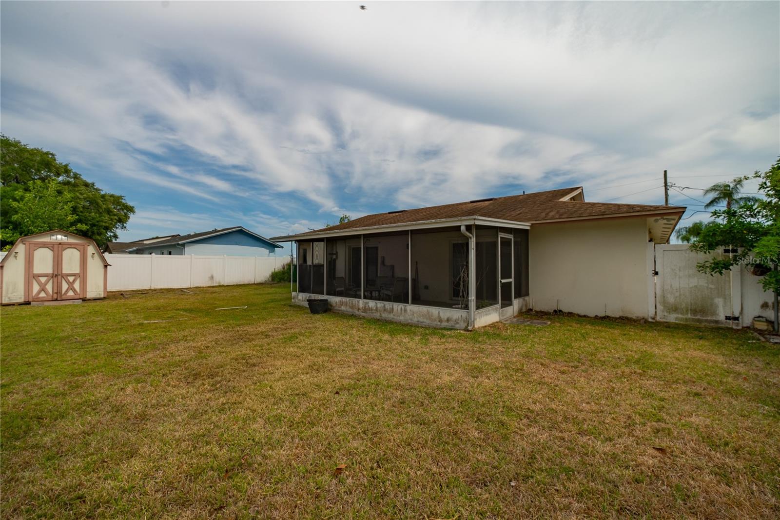 8413 MILLWOOD DR — photo 19