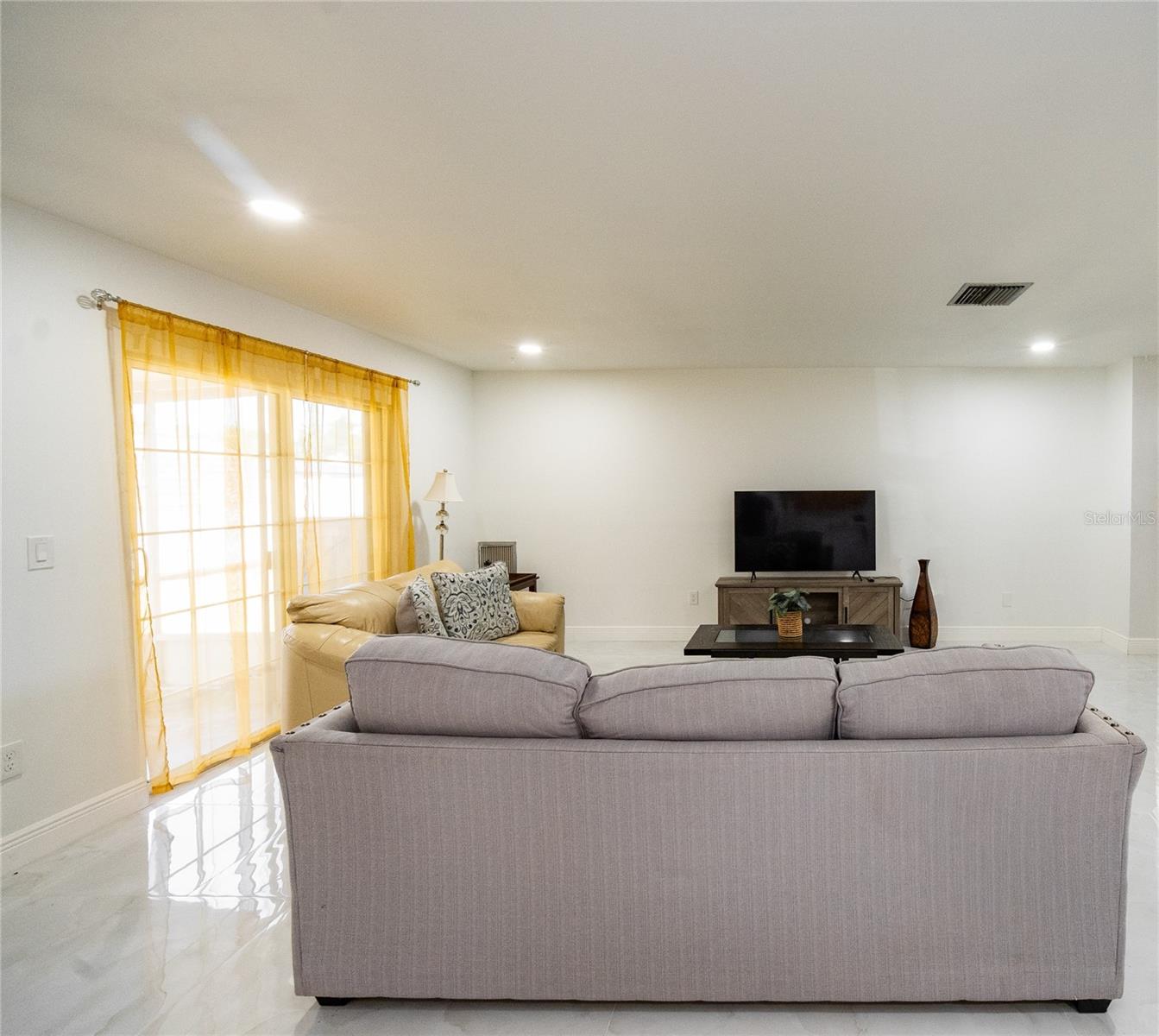 8413 MILLWOOD DR — photo 7