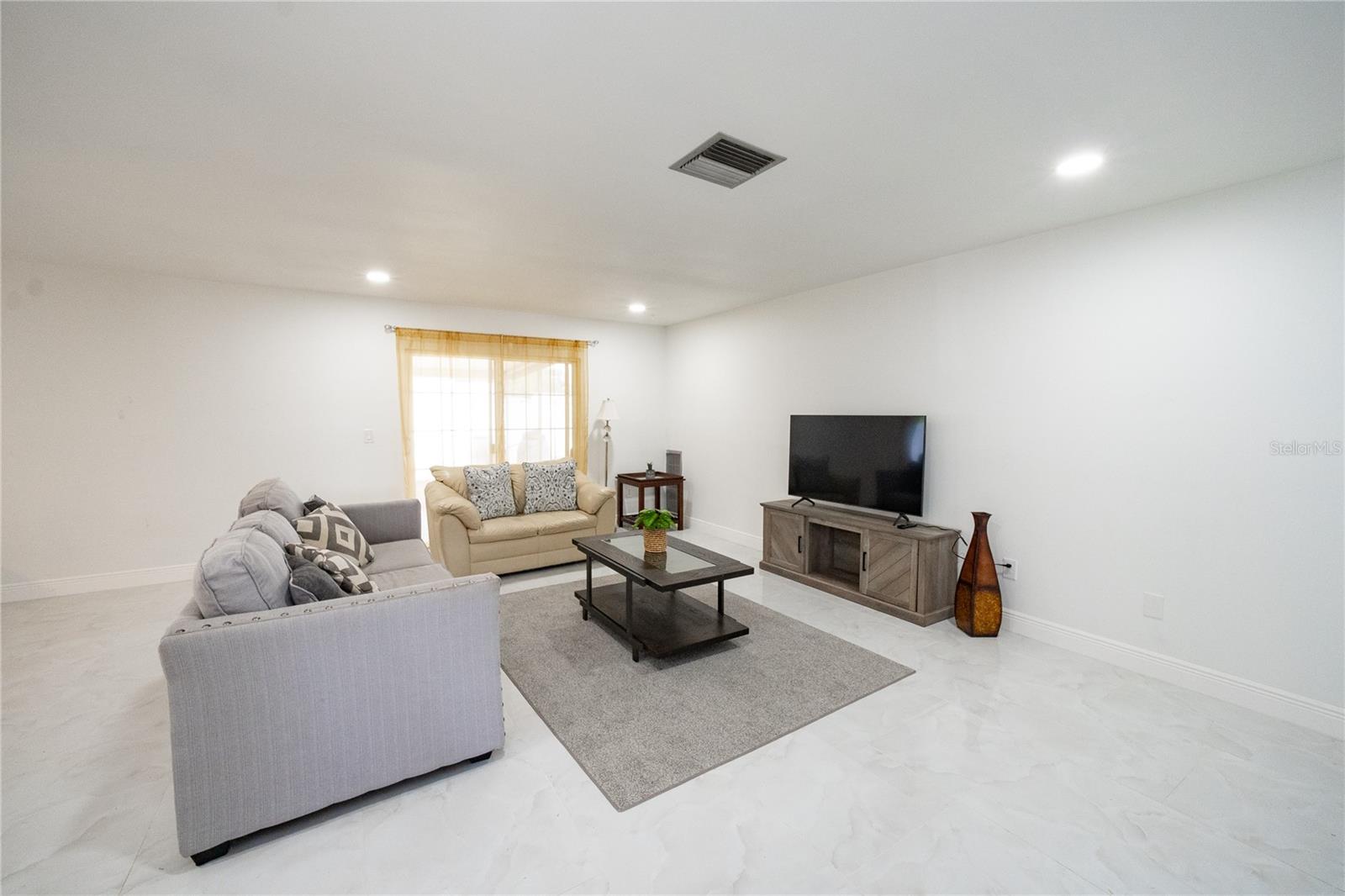 8413 MILLWOOD DR — photo 6