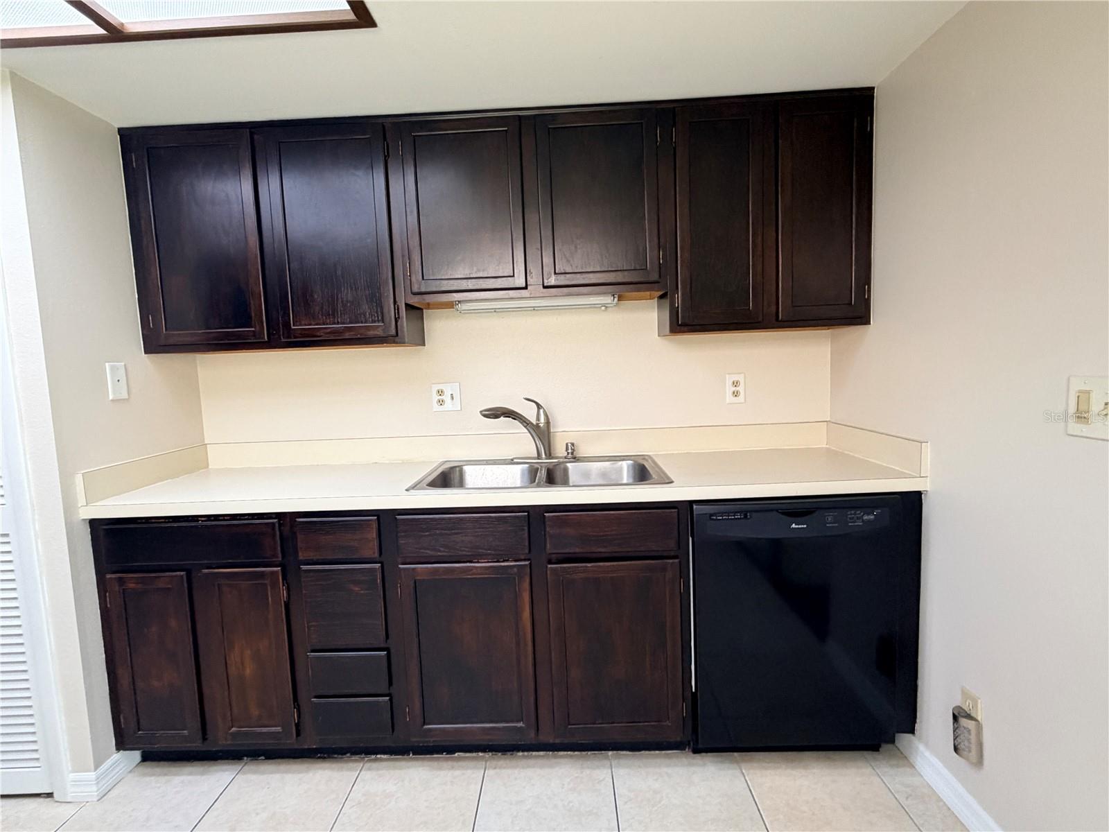 3417 ROCHELLE CT — photo 12