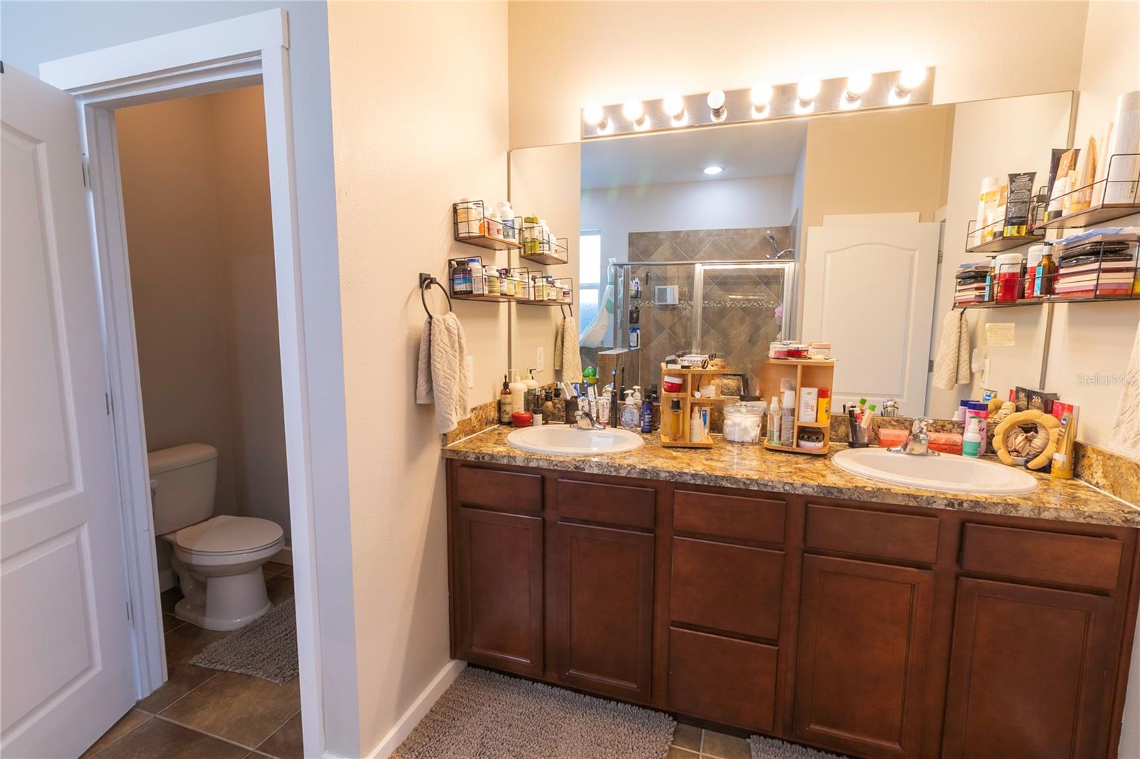 417 BLAKELY CT — photo 22