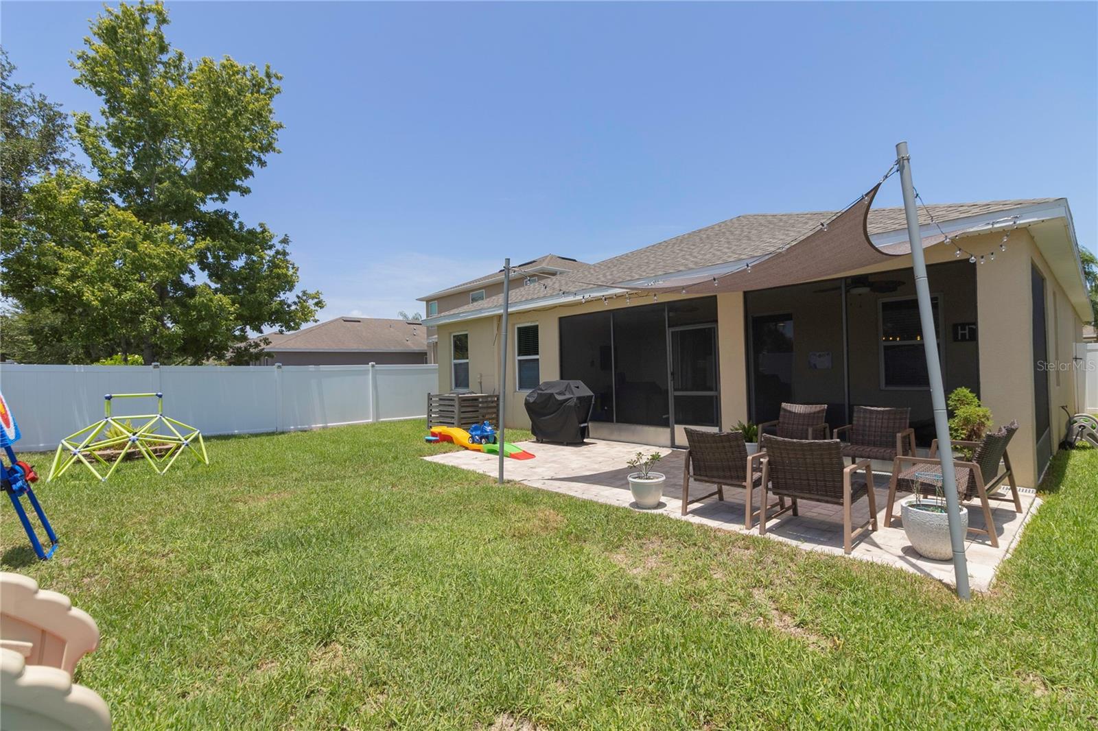 417 BLAKELY CT — photo 36