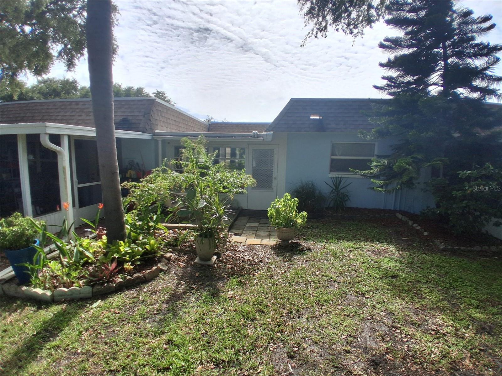125 PORTREE DR — photo 12