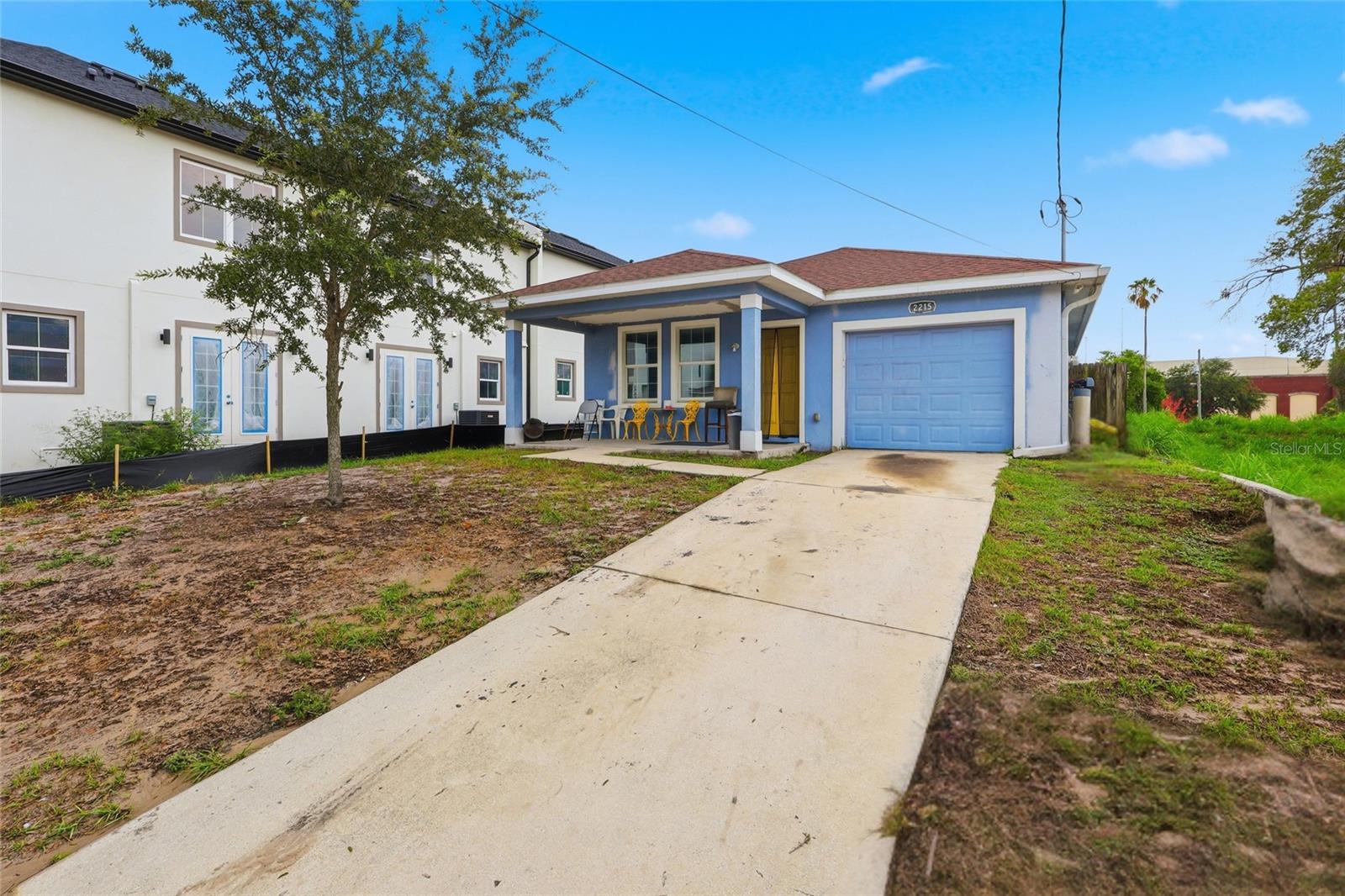 2215 E COLUMBUS DR — photo 27