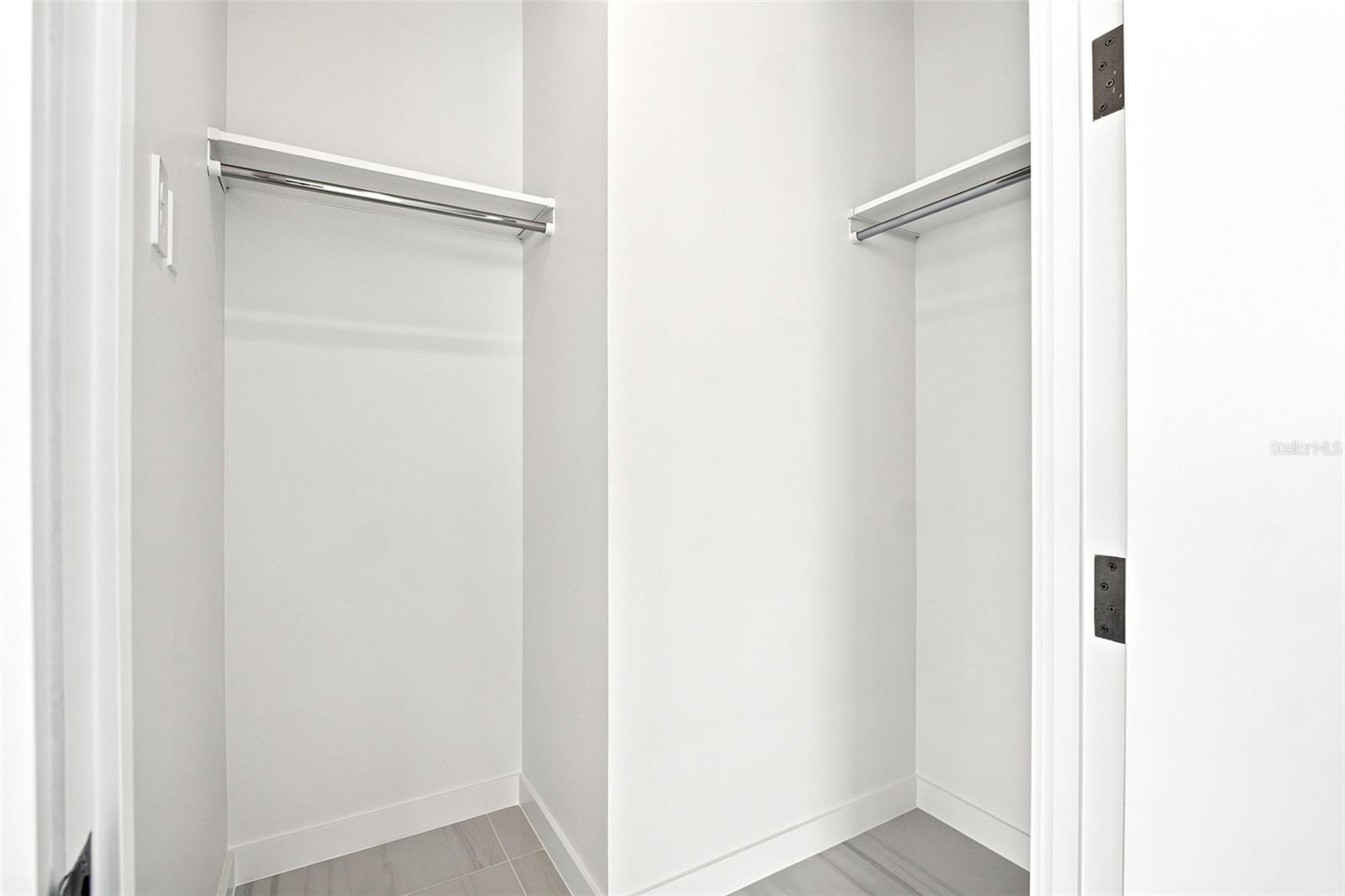 400 CENTRAL AVE #2901 — photo 47