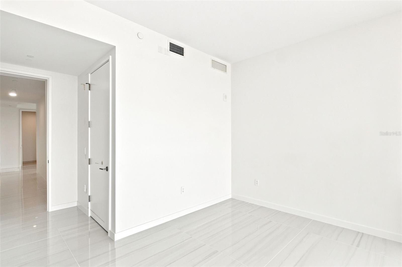 400 CENTRAL AVE #2901 — photo 54