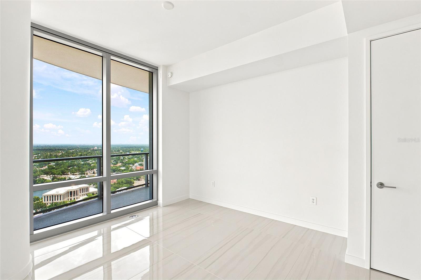 400 CENTRAL AVE #2901 — photo 44