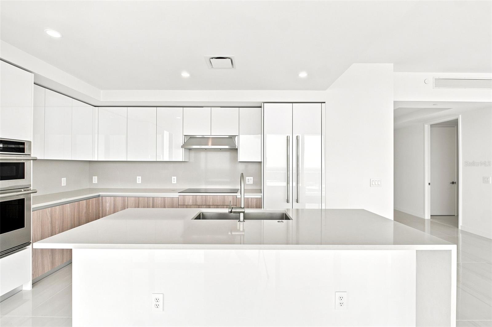 400 CENTRAL AVE #2901 — photo 23