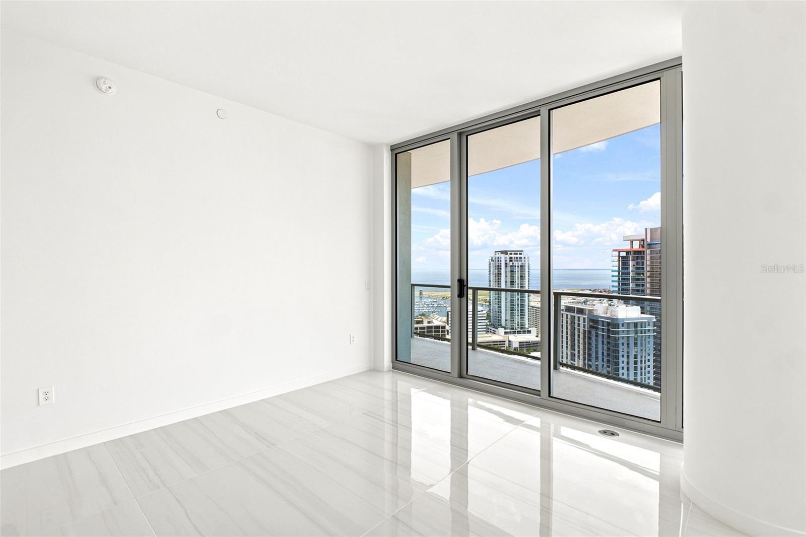 400 CENTRAL AVE #2901 — photo 30