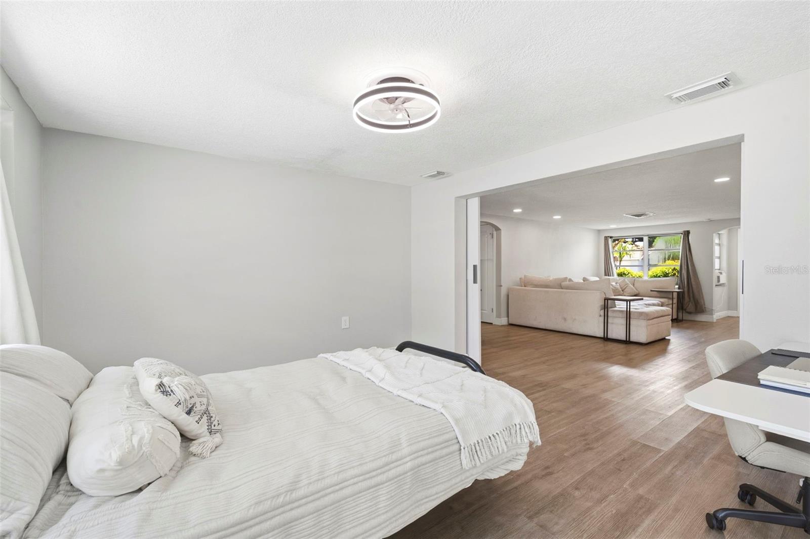9105 HUNT CLUB LN — photo 26