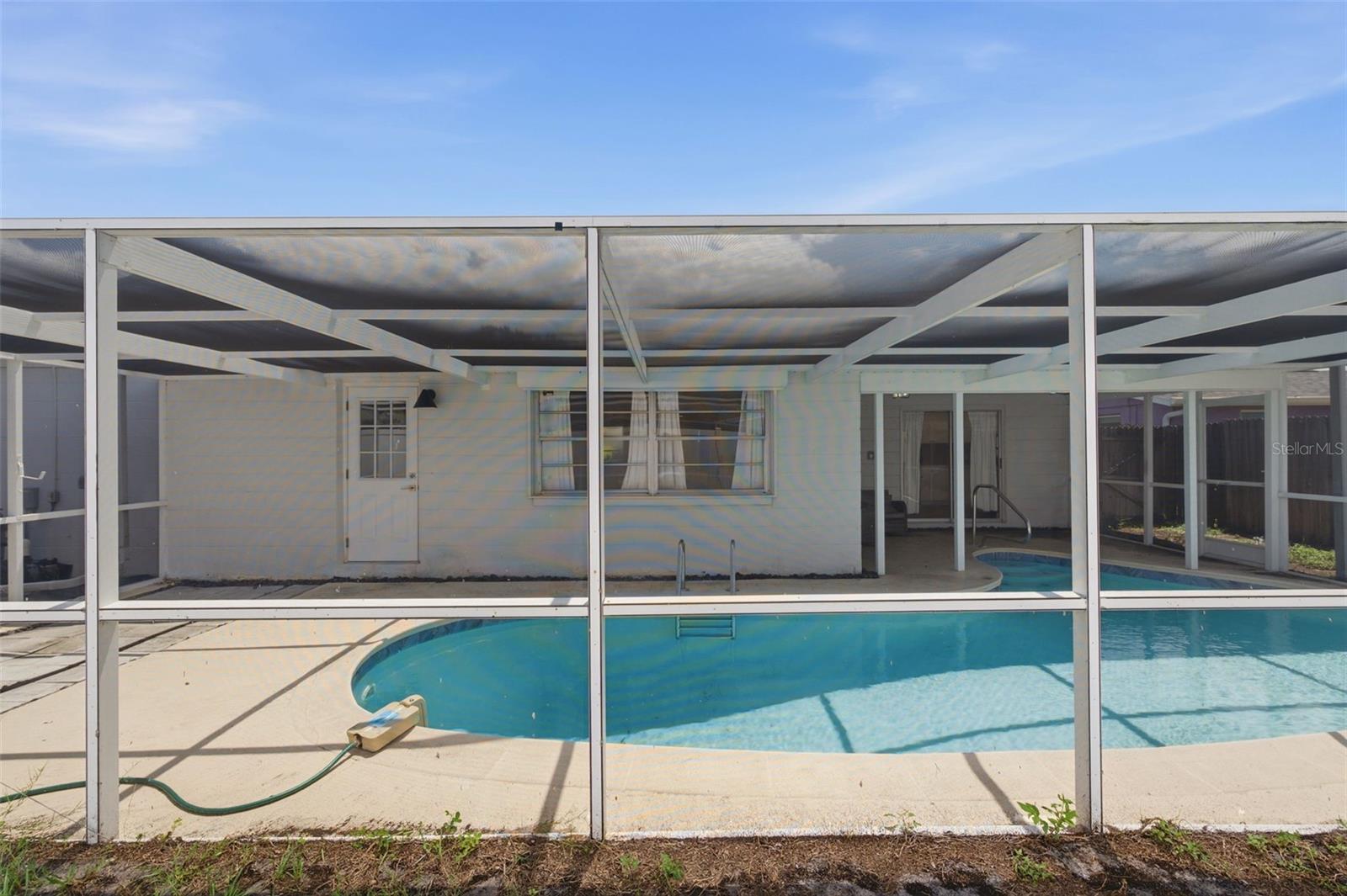 9105 HUNT CLUB LN — photo 45