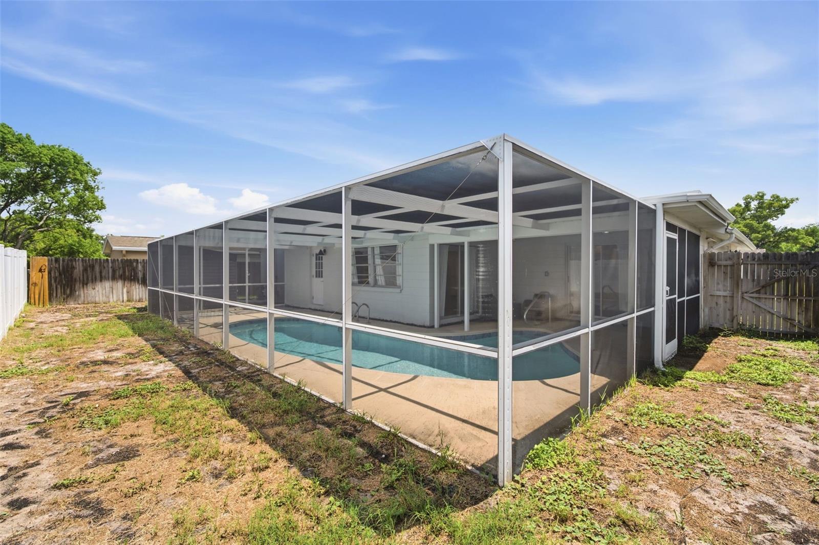 9105 HUNT CLUB LN — photo 44