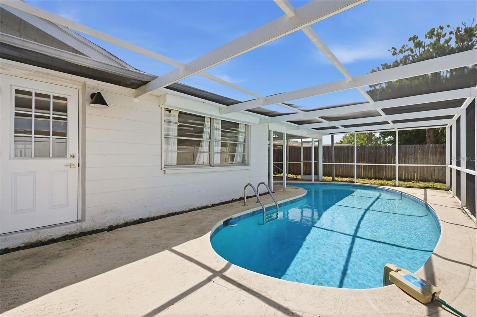 9105 HUNT CLUB LN — photo 41