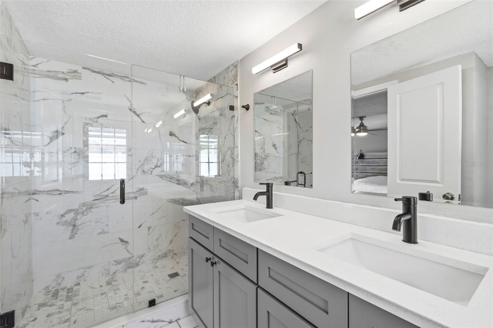 9105 HUNT CLUB LN — photo 36