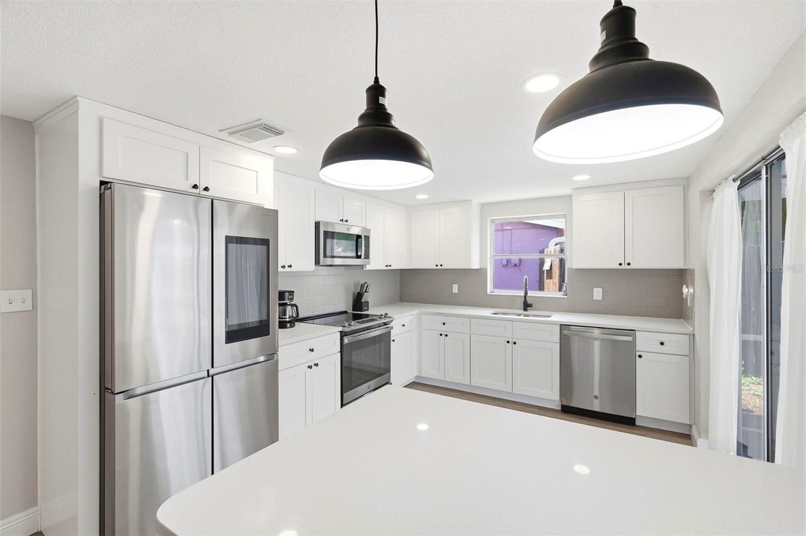 9105 HUNT CLUB LN — photo 17