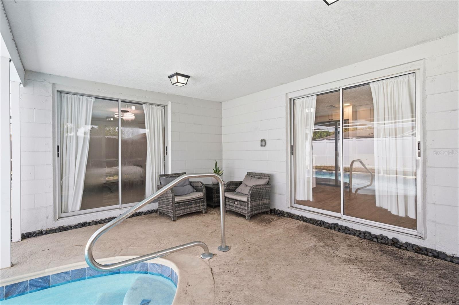 9105 HUNT CLUB LN — photo 38