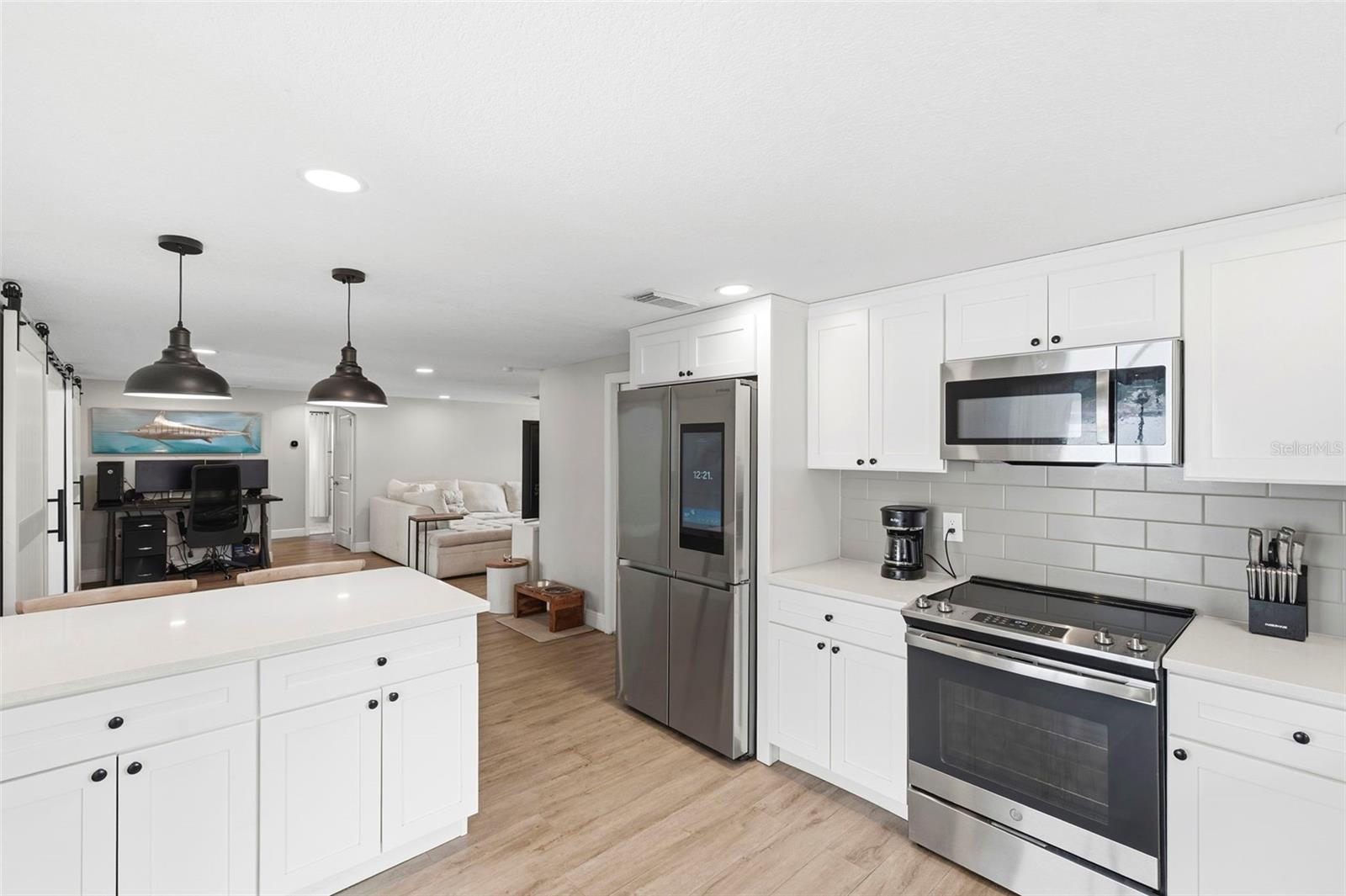 9105 HUNT CLUB LN — photo 23