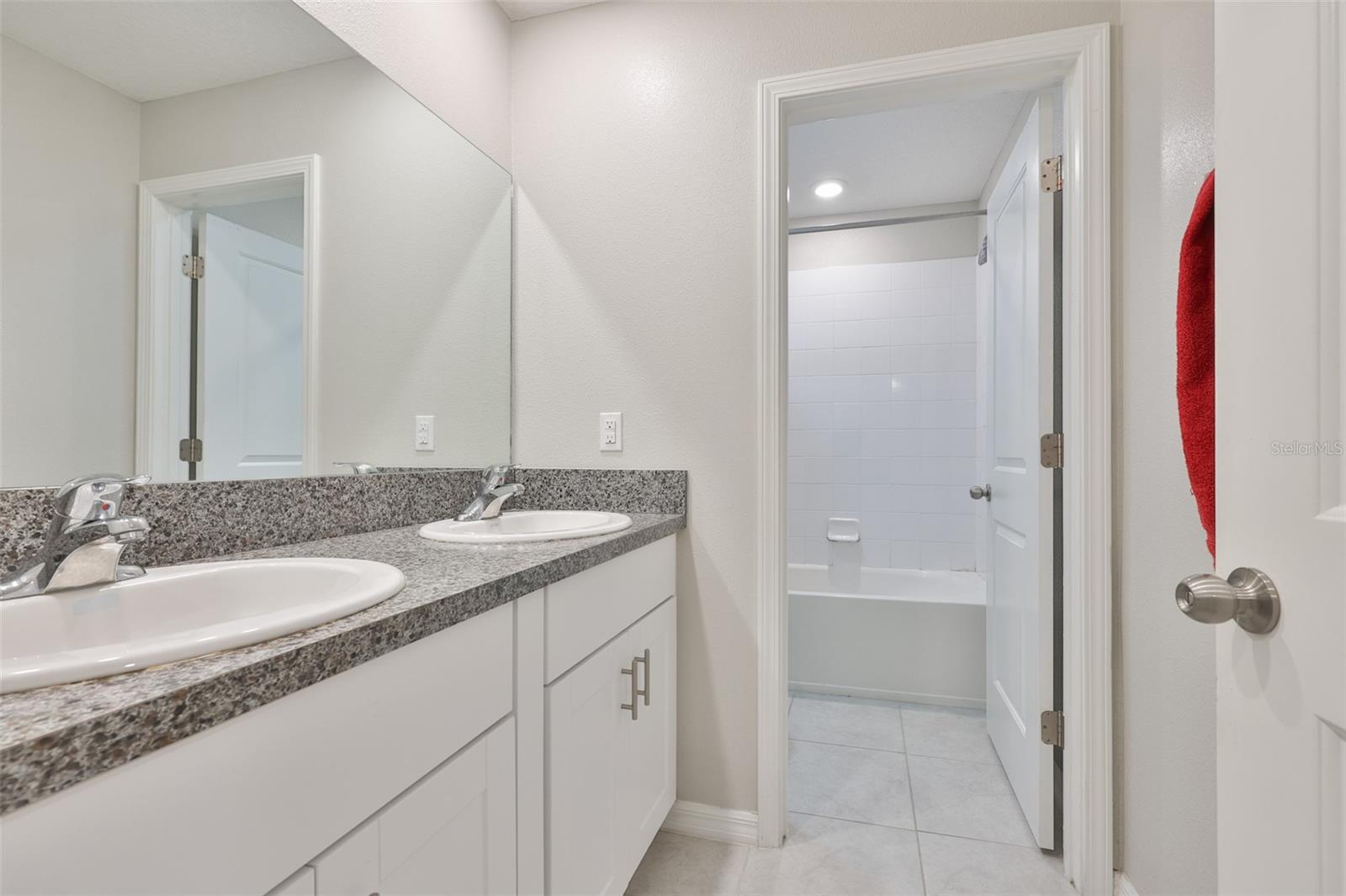 11503 SAGE CANYON DR — photo 32