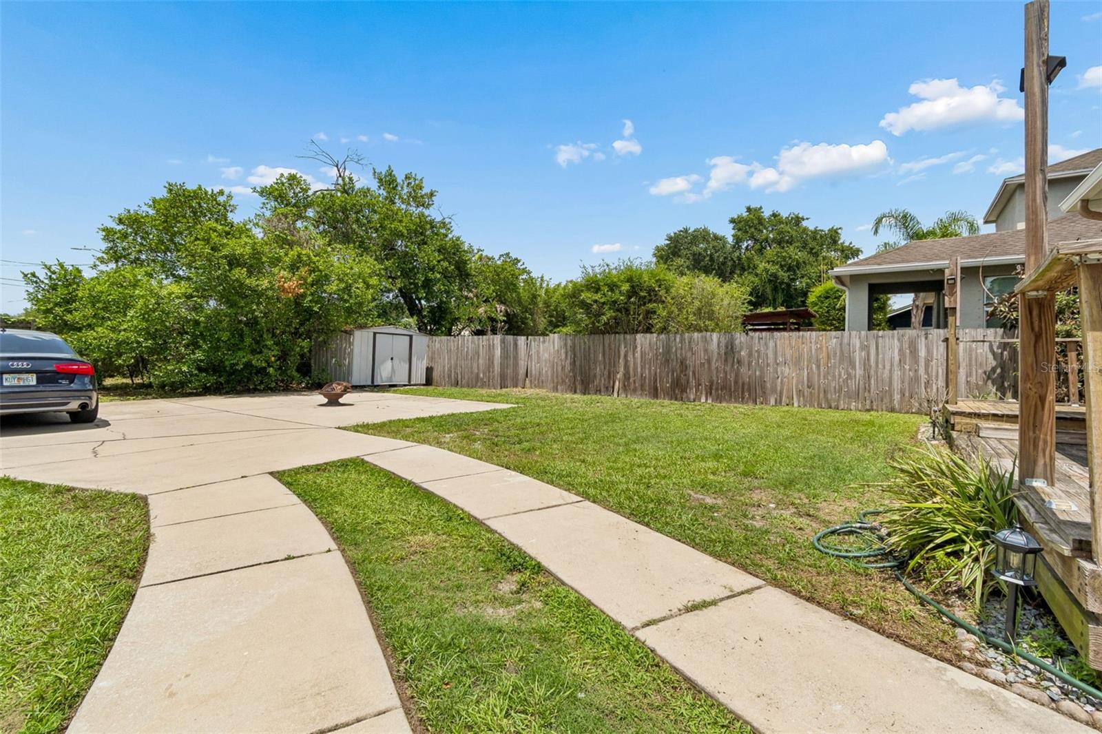 1216 E GIDDENS AVE — photo 59