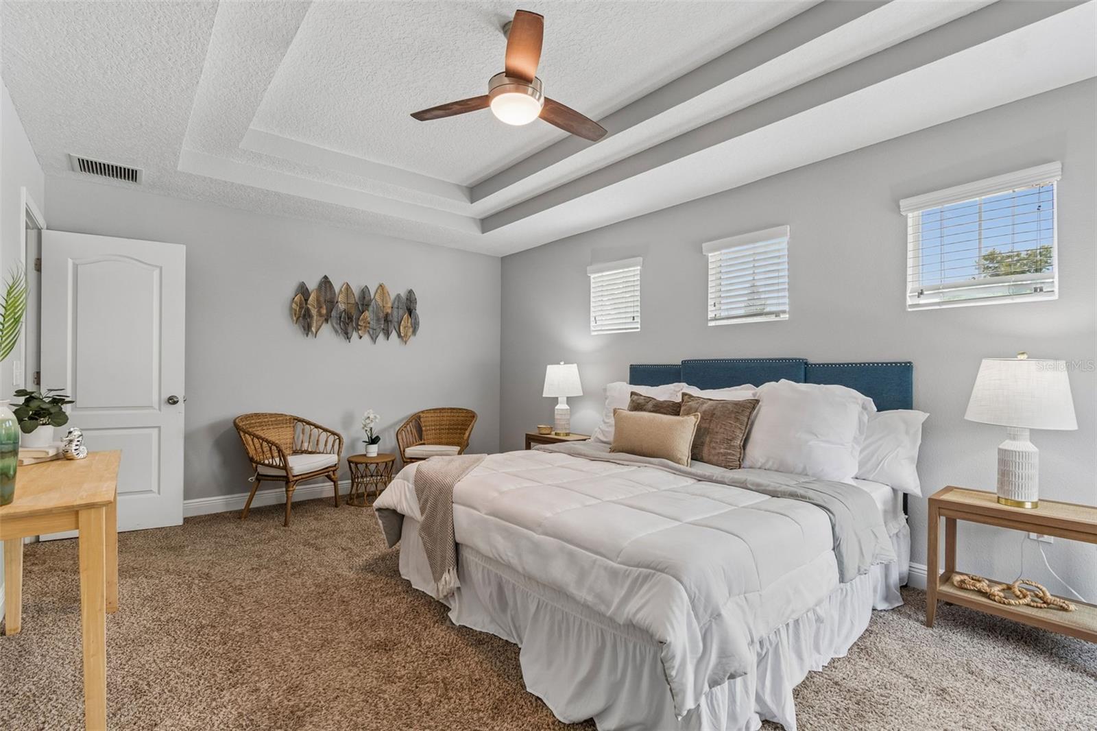 1216 E GIDDENS AVE — photo 42