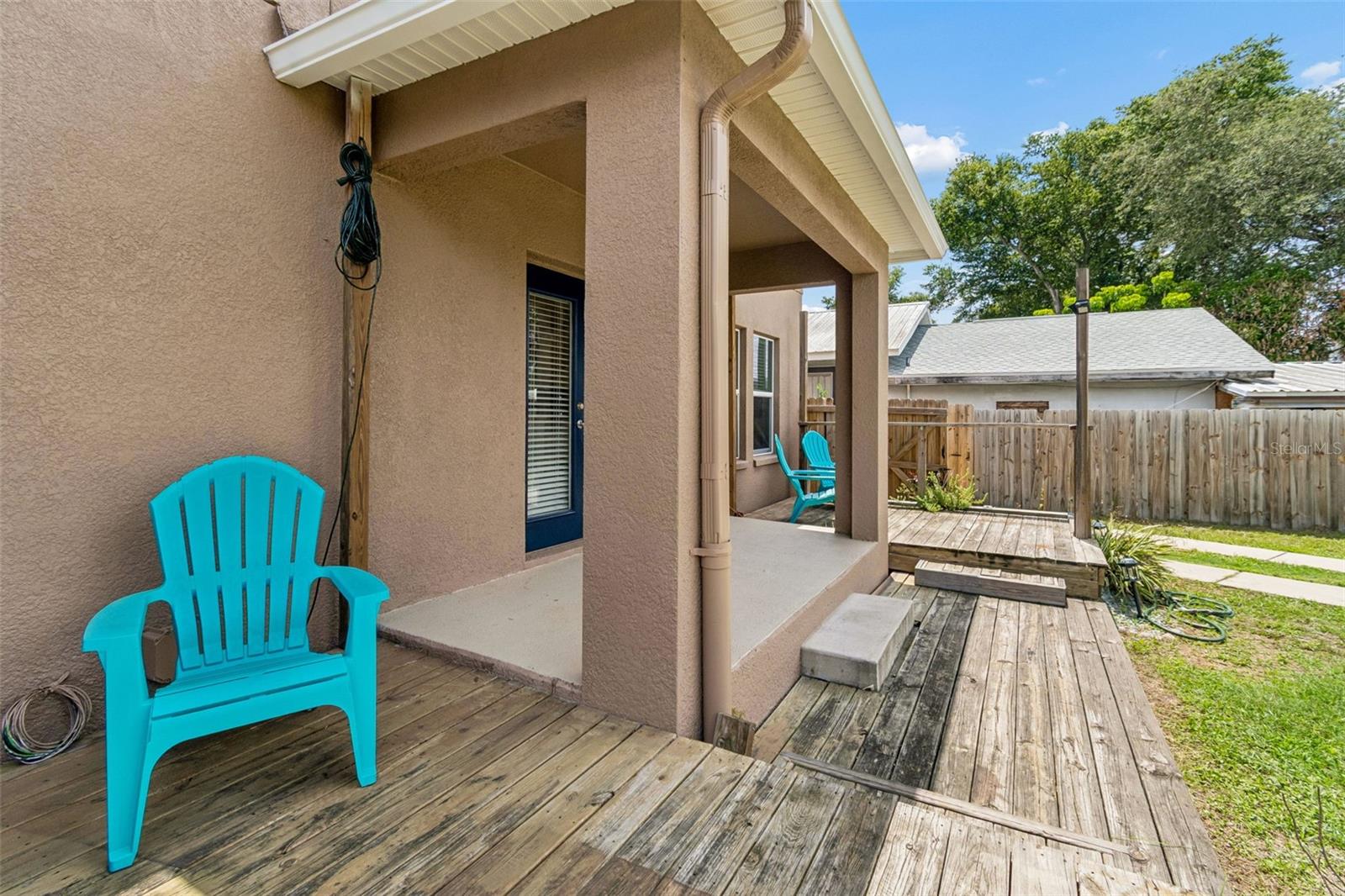1216 E GIDDENS AVE — photo 54