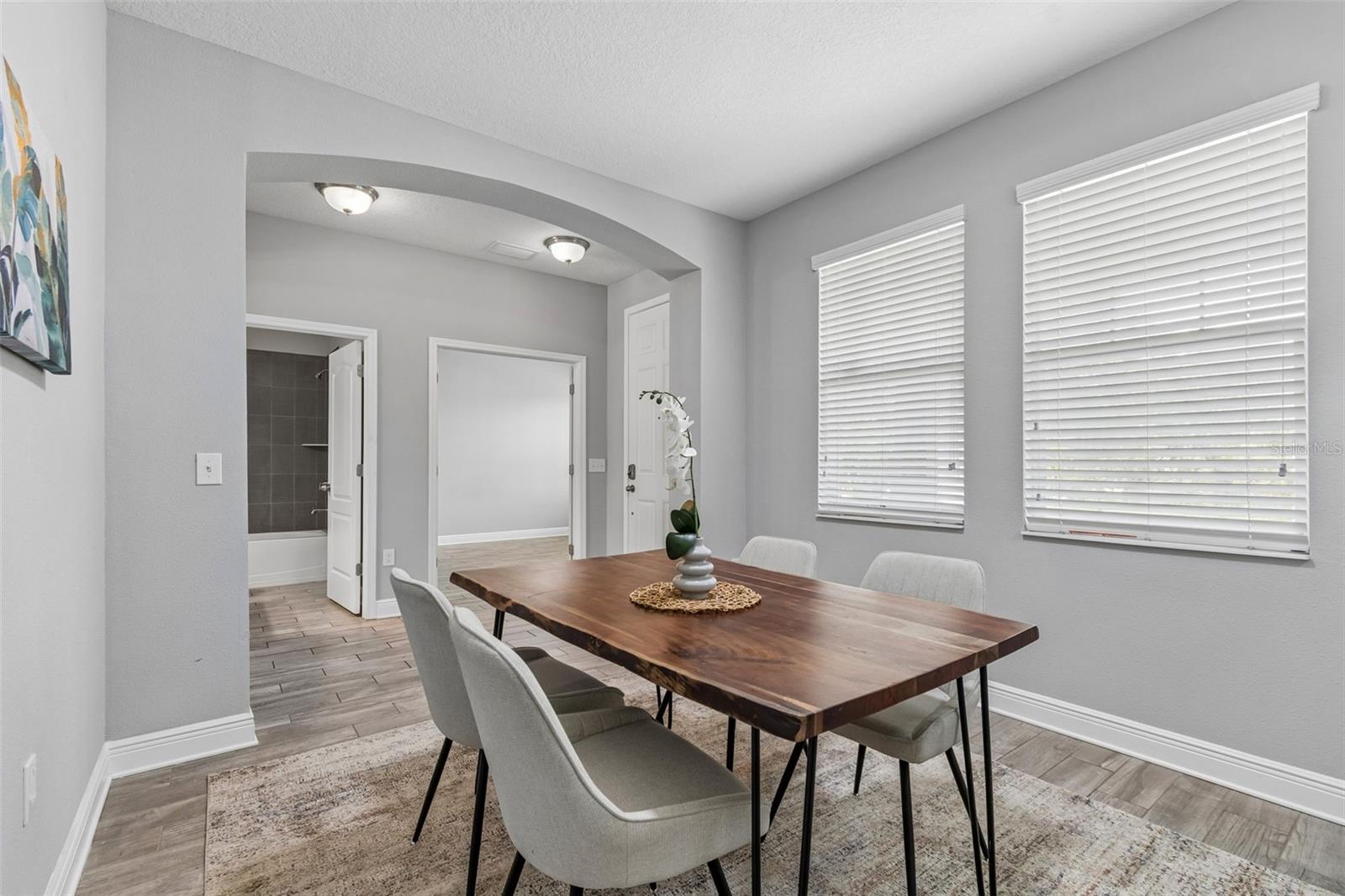 1216 E GIDDENS AVE — photo 10